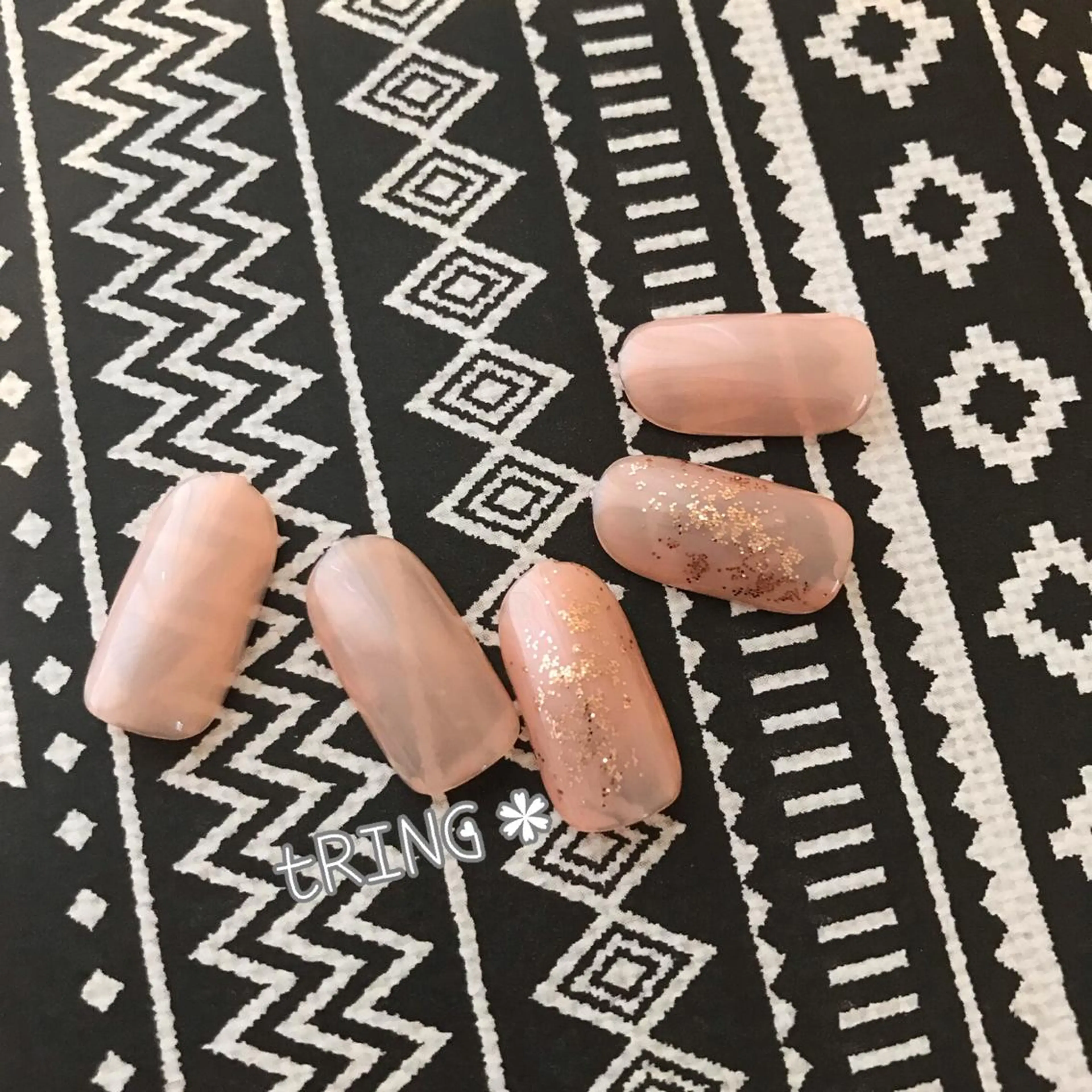 ネイル ラメ(グリッター) ワンカラーネイル シンプルネイル ハンドネイル tRING＊ しいの木台のネイルデザイン