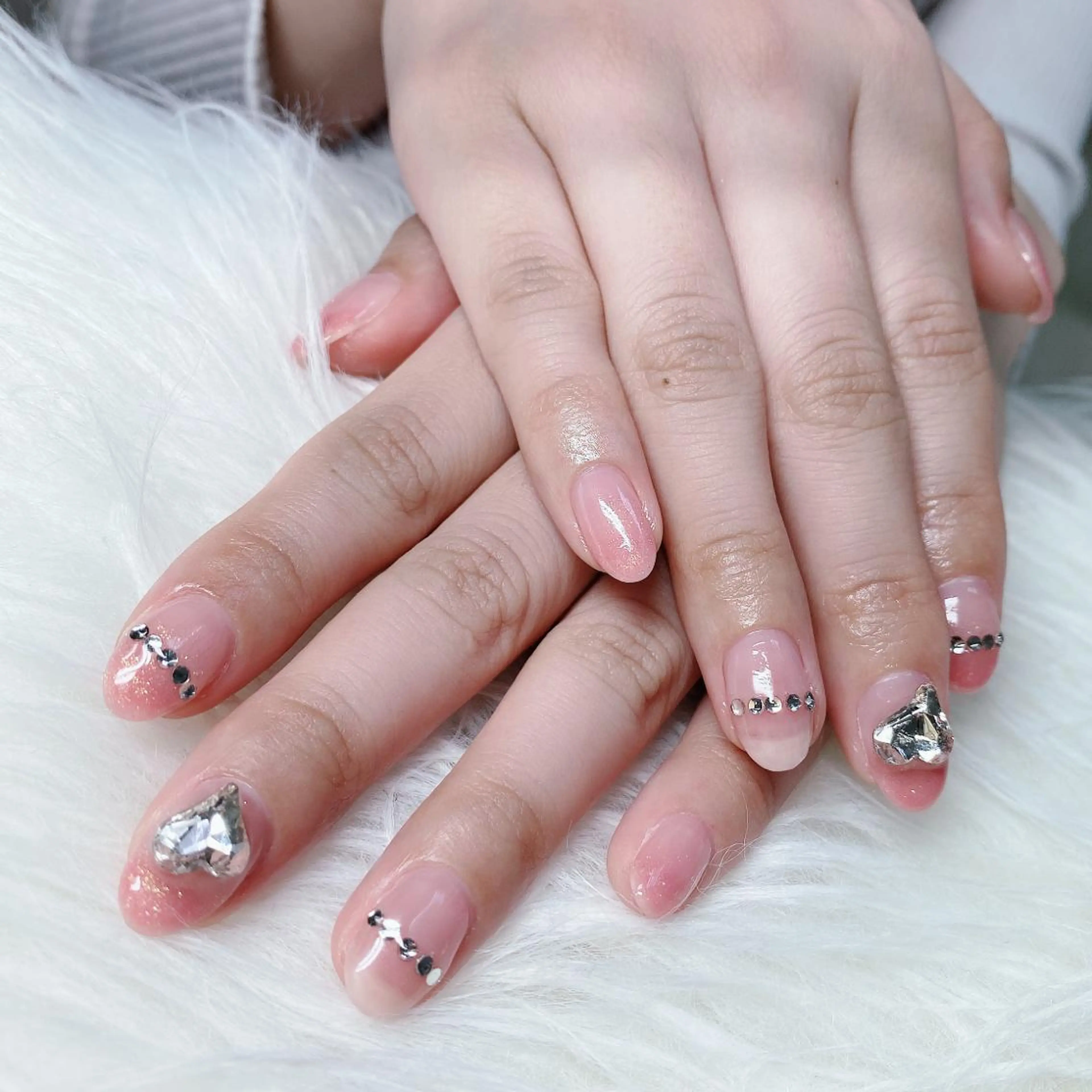 カラー ネイル UniqueNail 長さだし専門店のネイルデザイン