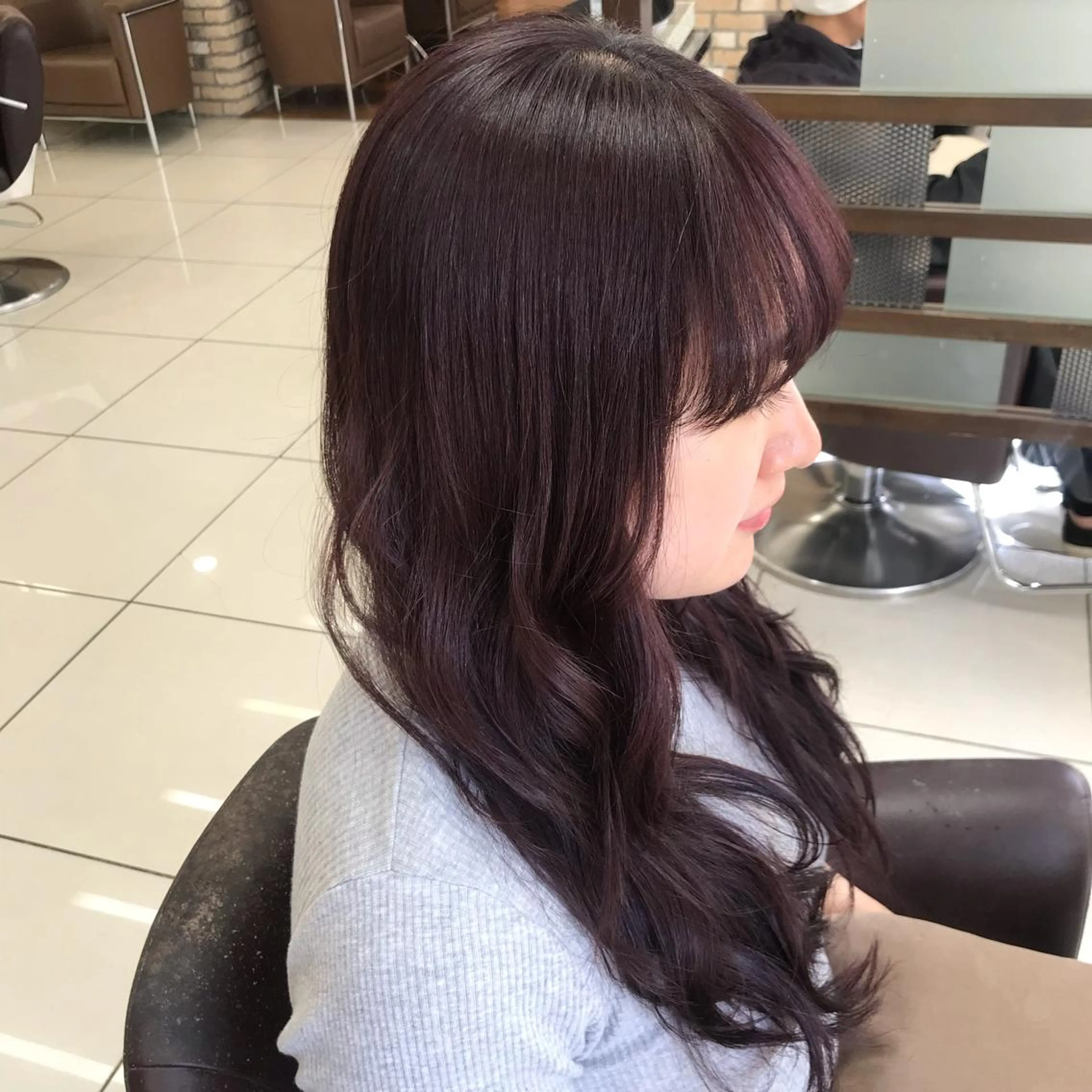 ロング カラー シールエクステ✨️韓 国羽エクステ🪽和希のヘアスタイル