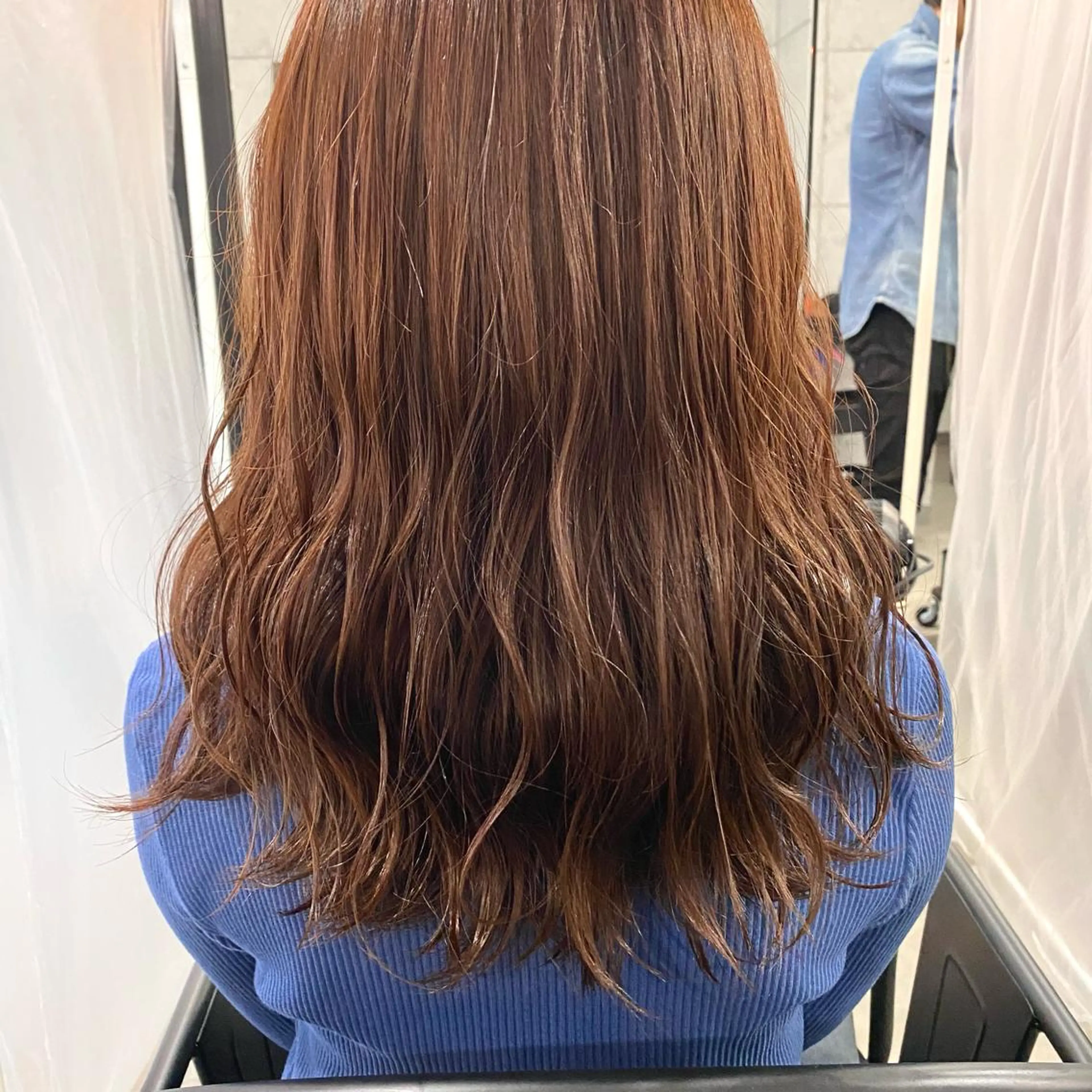 セミロング ハイライト レイヤーカット 艶カラー💎 髪質改善🎈アトワのヘアスタイル