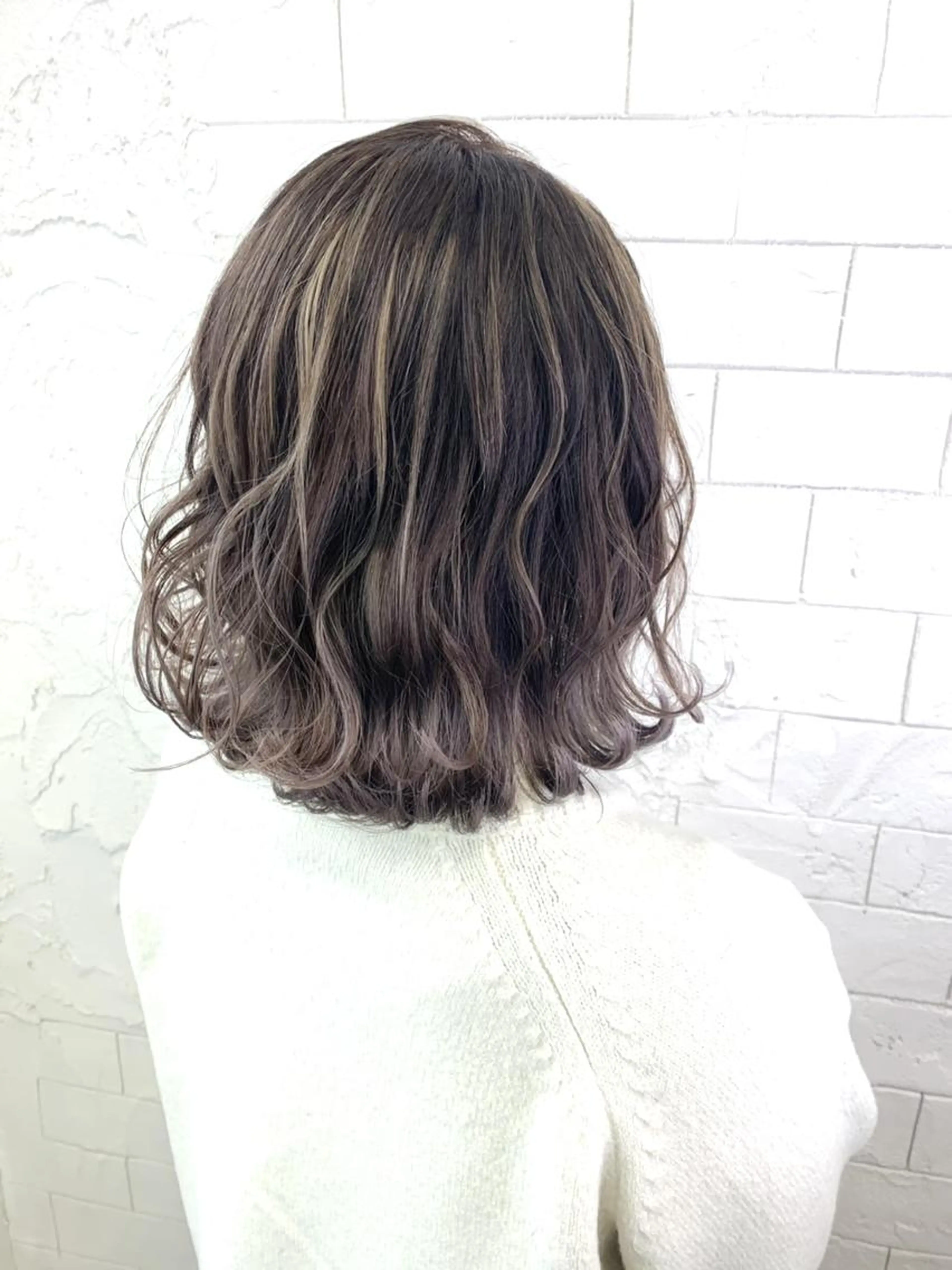 【毛先まで綺麗に染まる】フルカラー＋髪質改善トリートメント超音波アイロン付の写真