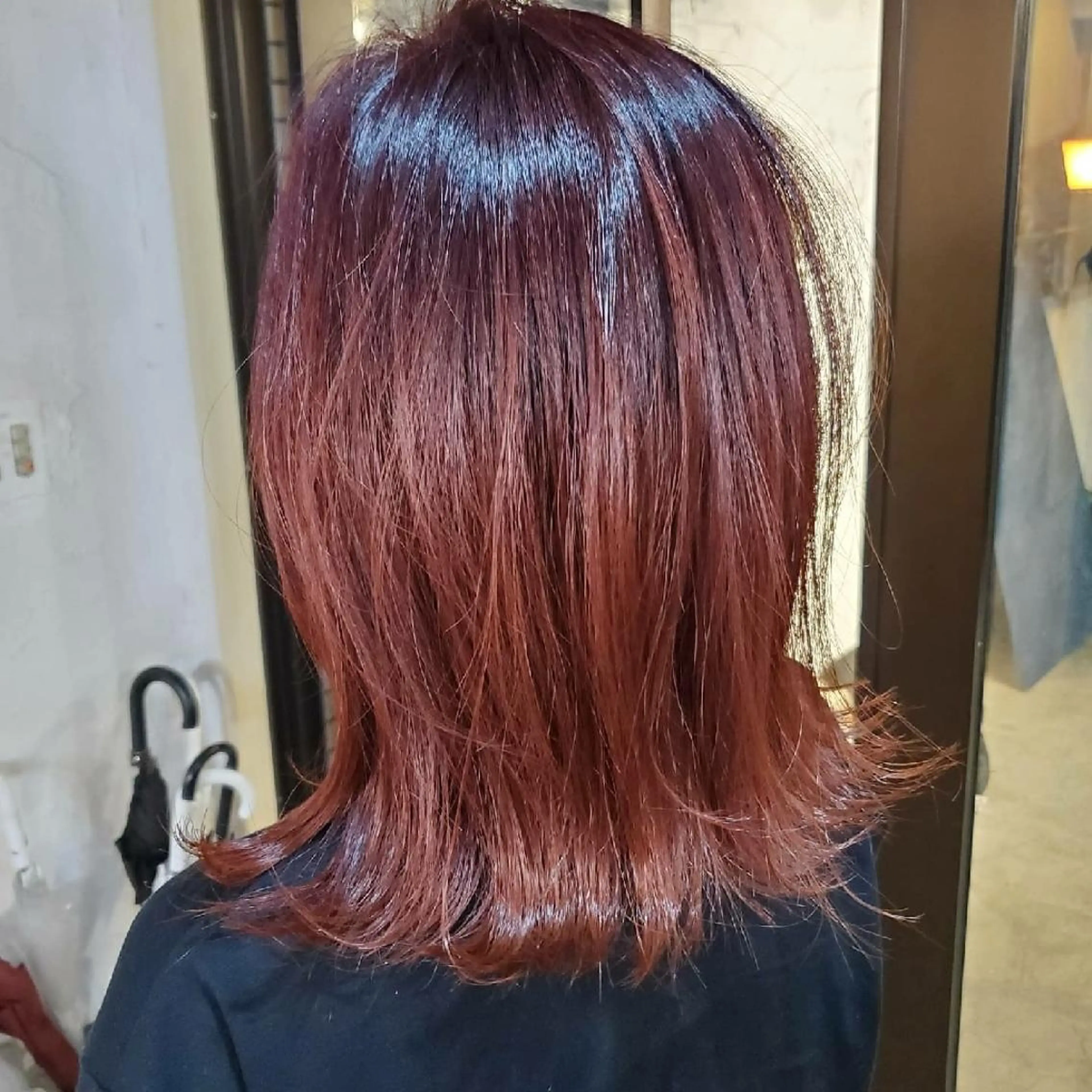 ミディアム カラー カット ヘアカラー トリートメント フリーランス所属・韓国ヘア レイヤー くびれヘアMATSUのヘアスタイル