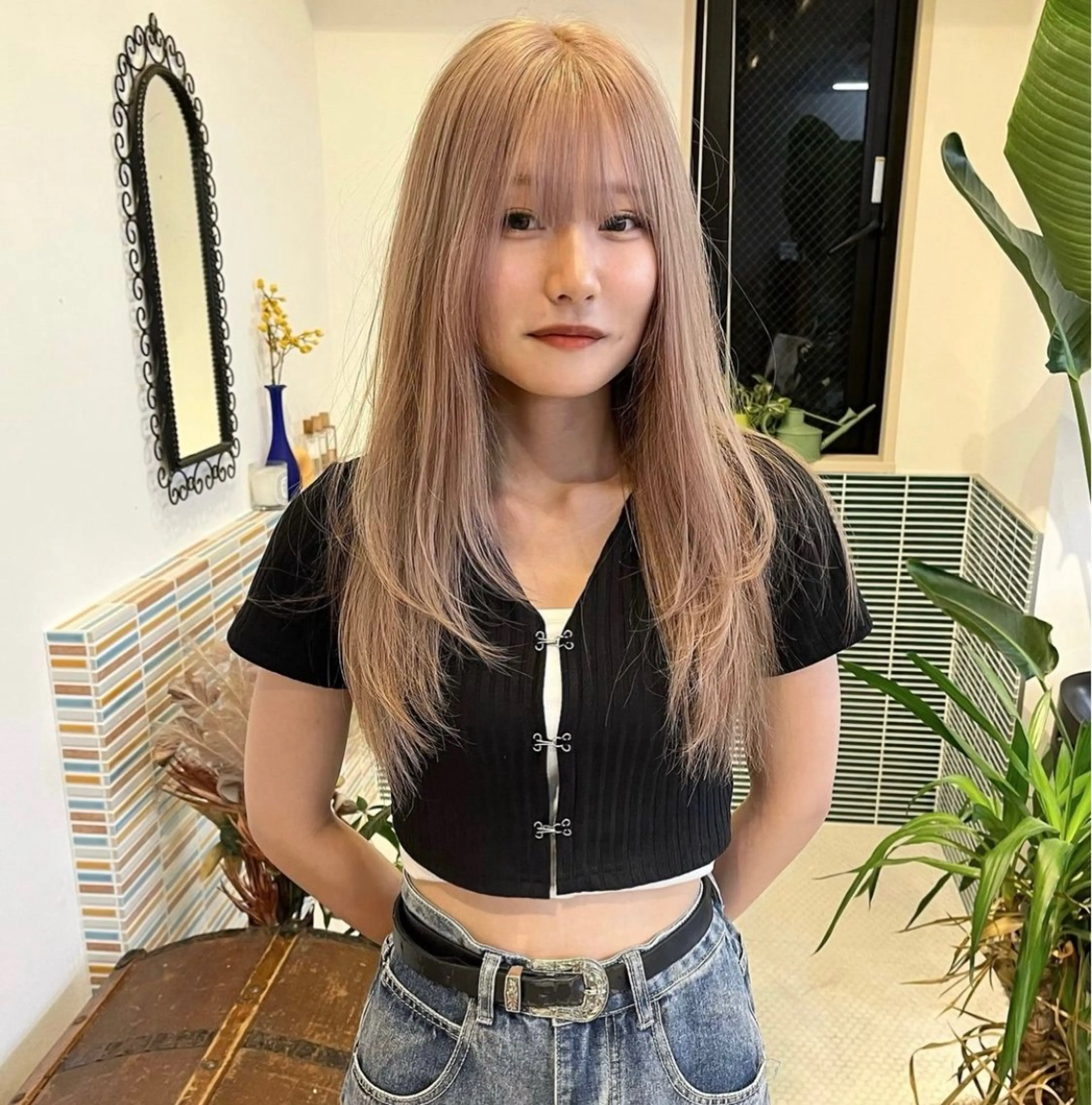 ロング カラー ベージュカラー ホワイトベージュ ブリーチ矯正/ ブリーチ特化mikaのヘアスタイル