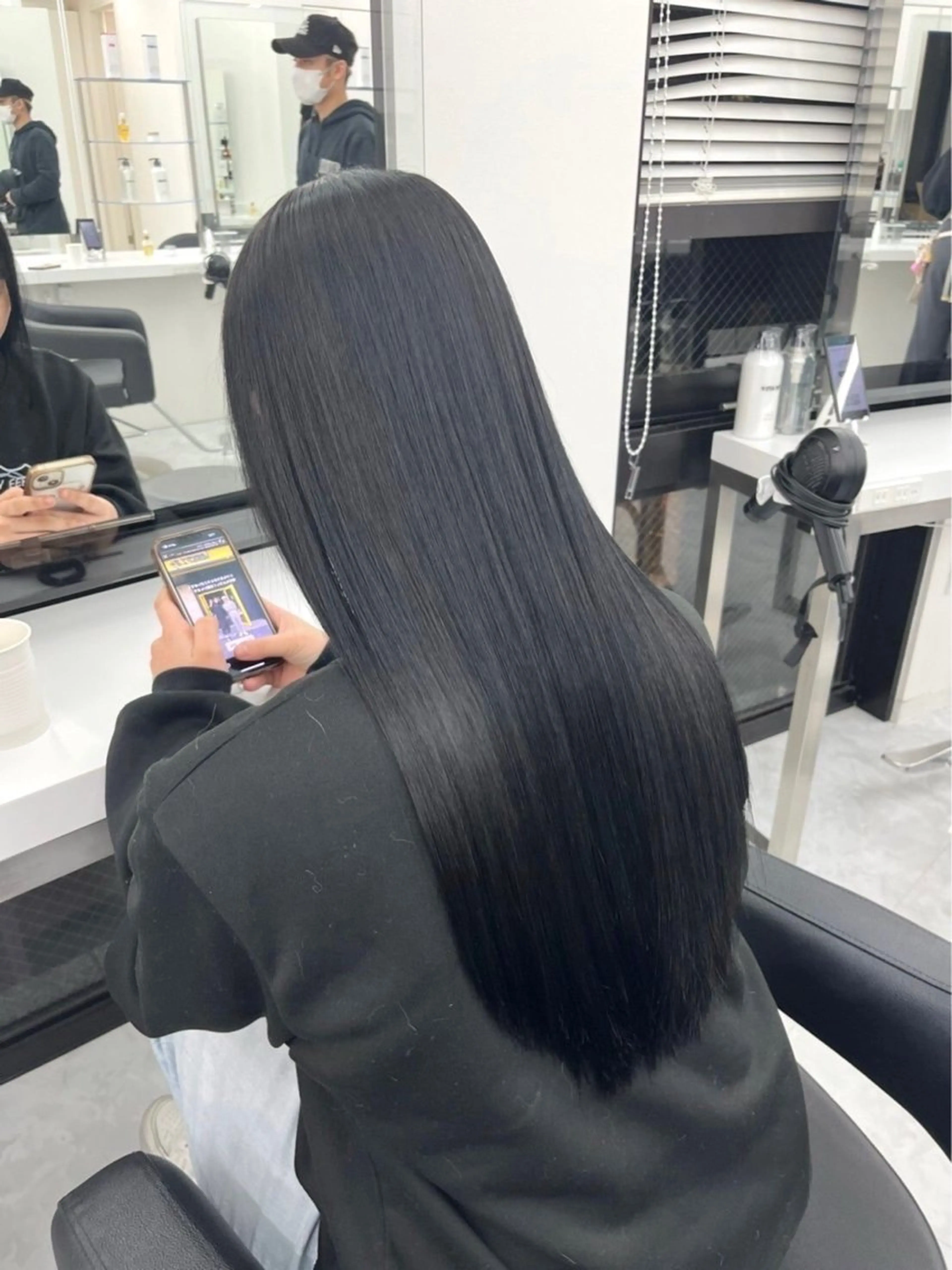 ロング 髪質改善 トリートメント 韓国風暗髪ヘア🤍 🫧MIREIのヘアスタイル