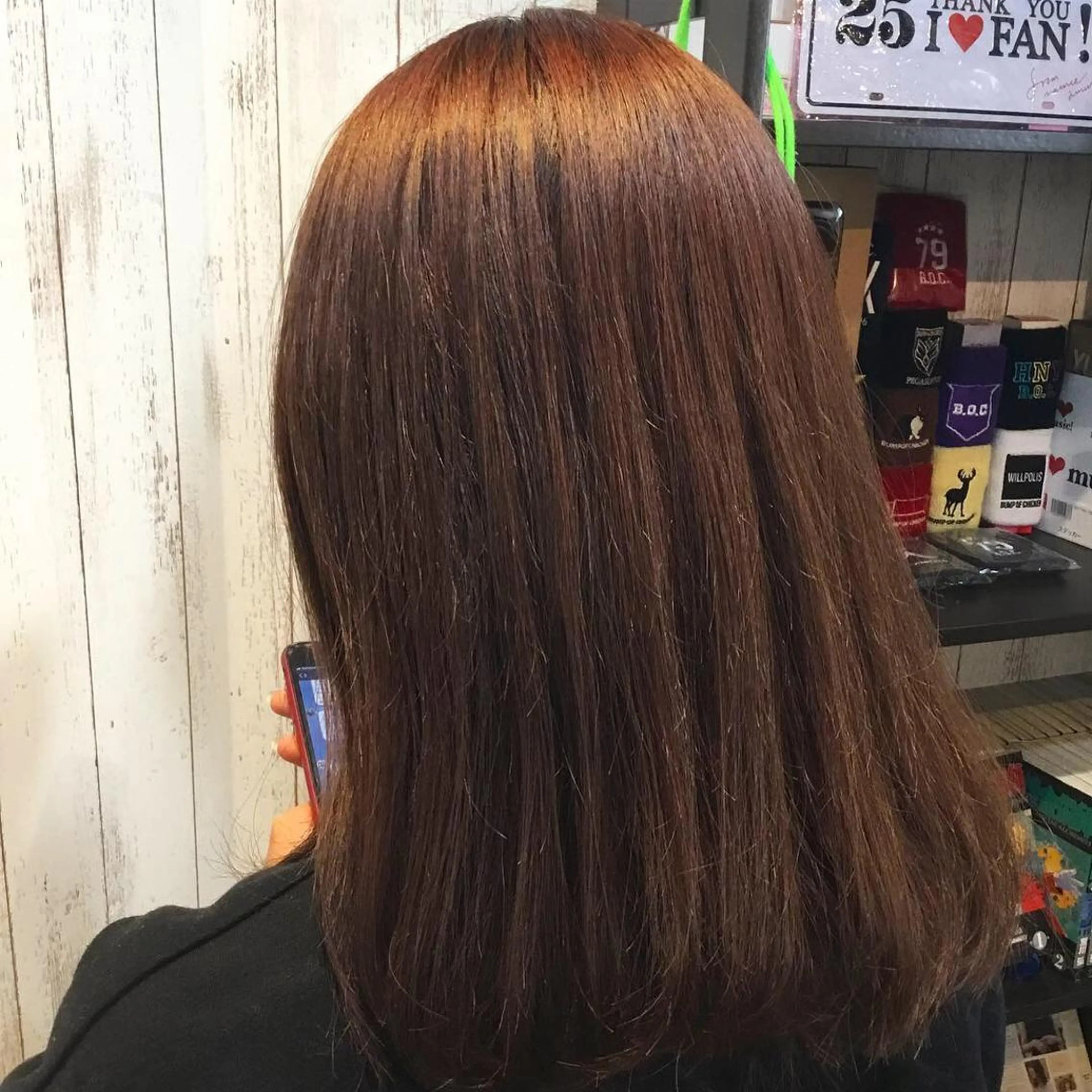 セミロング カラー embrace エンブレイスのヘアスタイル