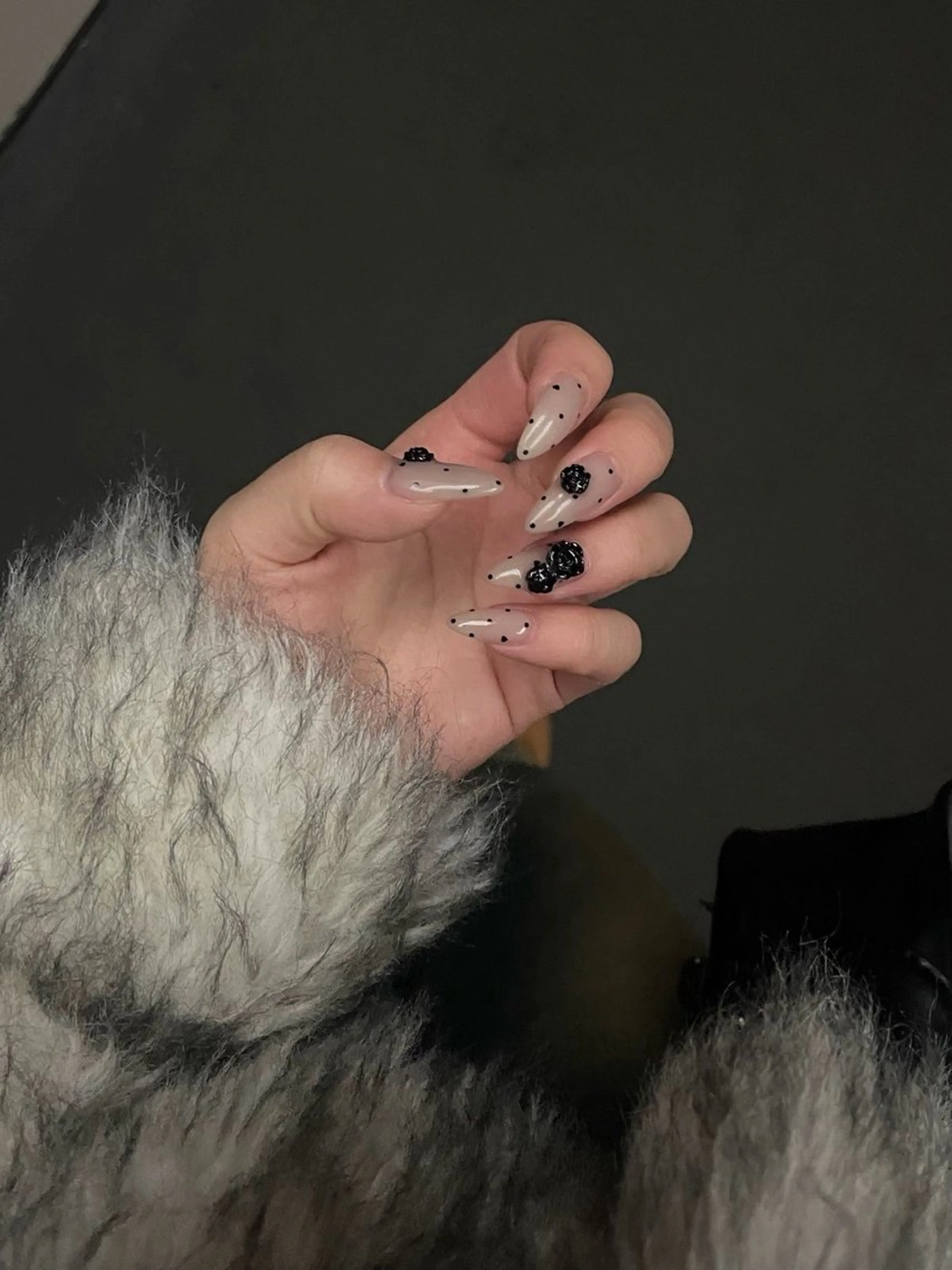 ネイル キラキラネイル 韓国ネイル シンプルネイル ワンホンネイル ハンドネイル MEI Nailのネイルデザイン