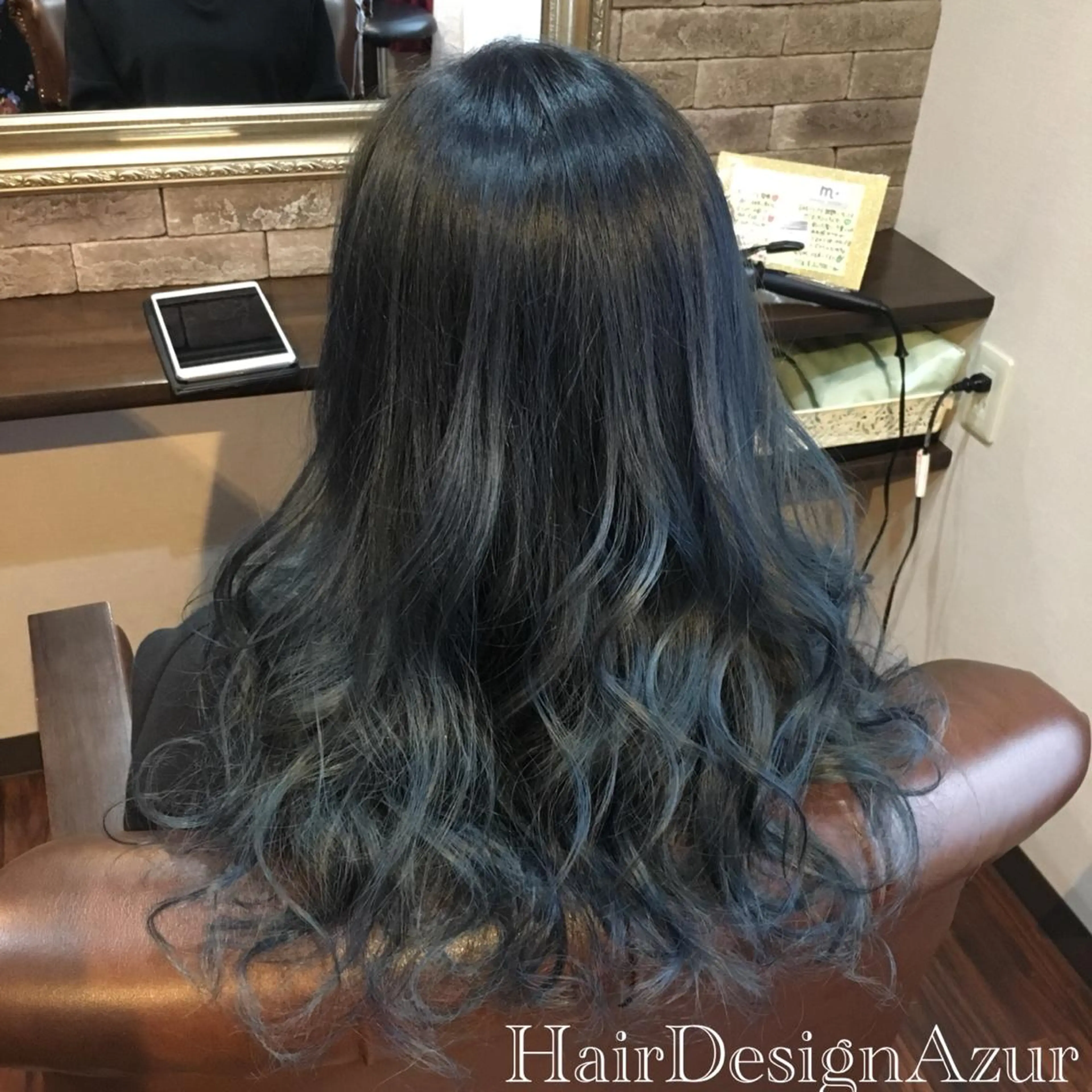 ロング カラー HairDesign Azurのヘアスタイル