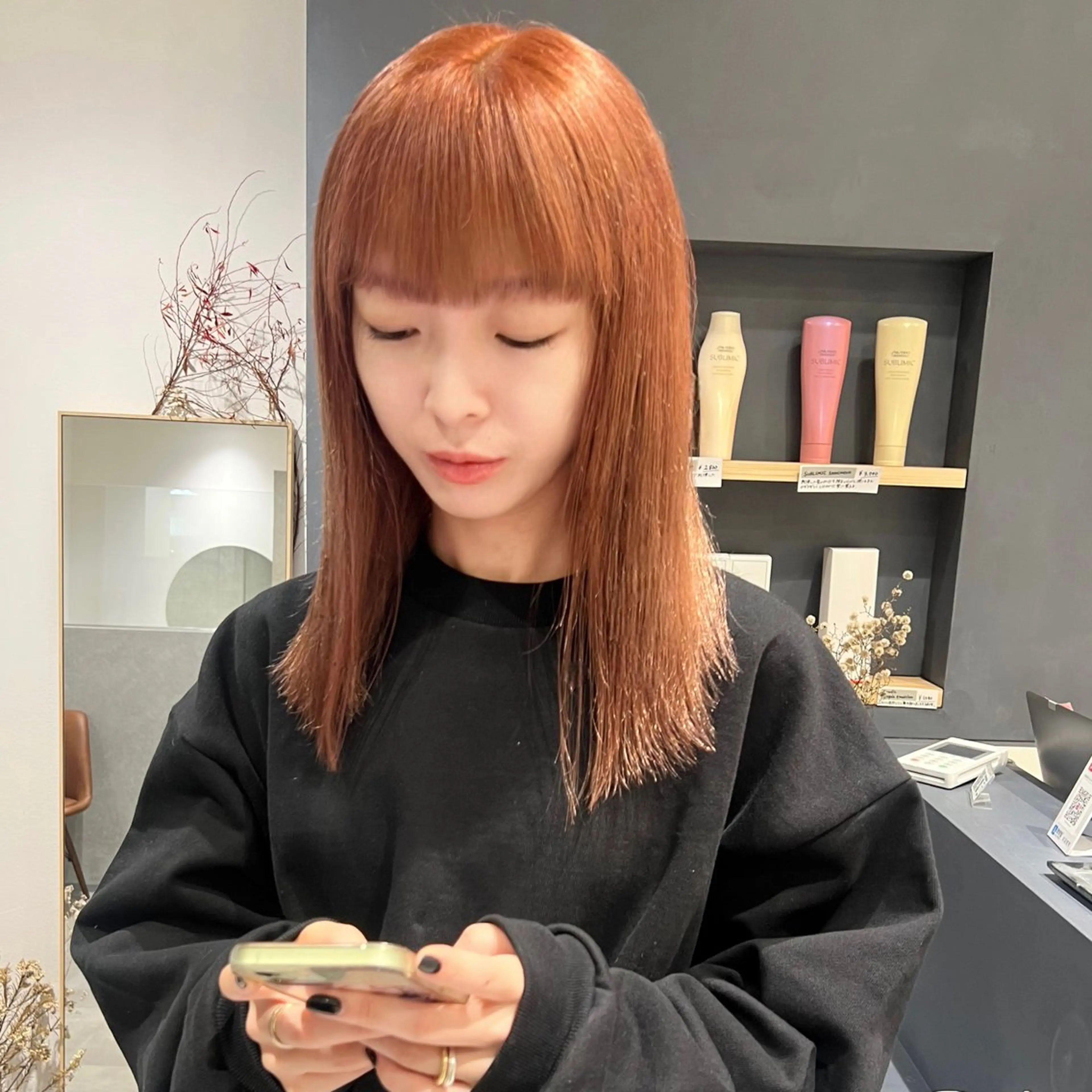 ロング オレンジブラウン カット ヘアカラー トリートメント AI TOKYO　S所属・mizuki 【韓国レイヤー】のヘアスタイル