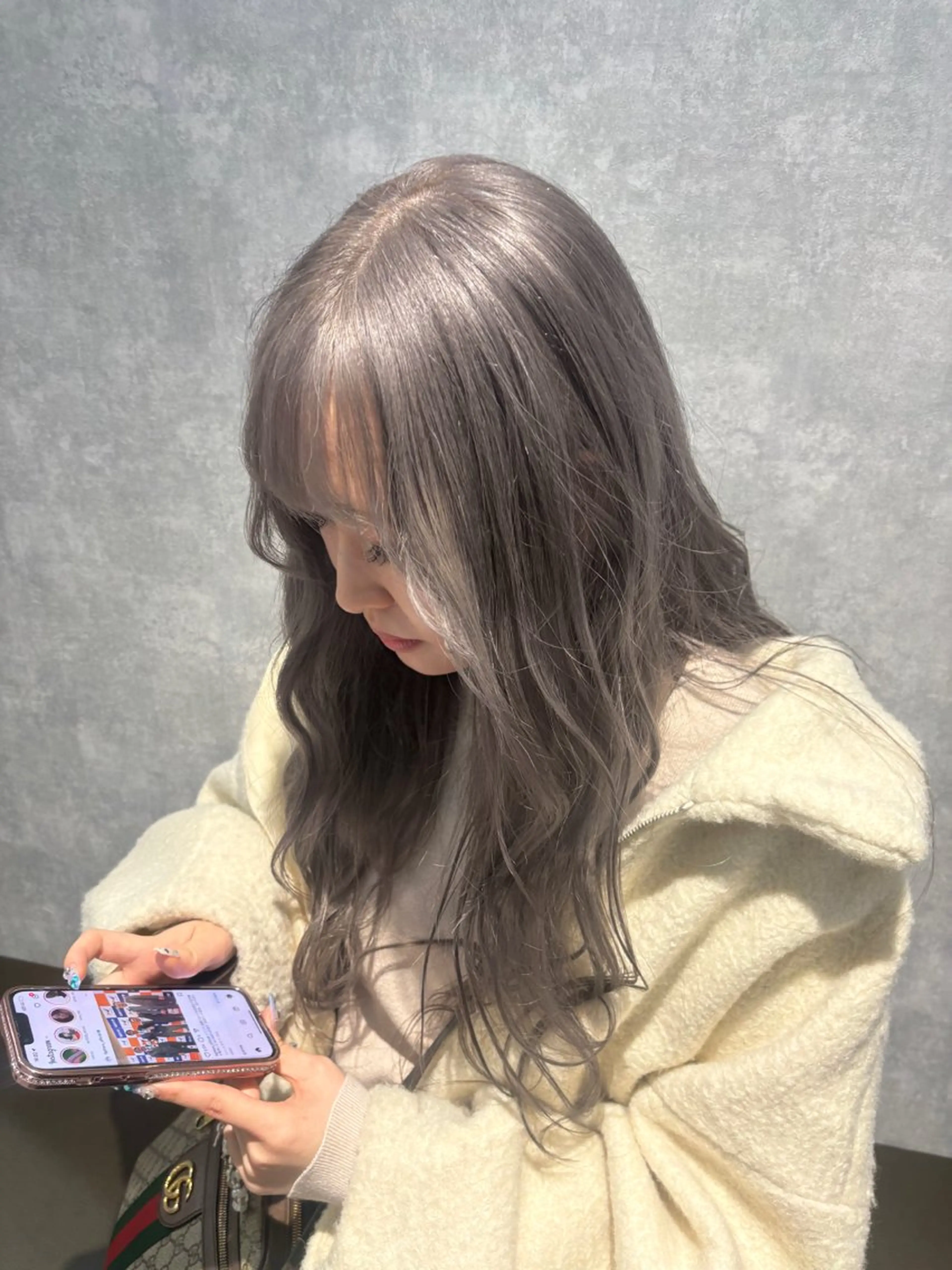 セミロング カット ヘアカラー トリートメント 🌐NATSUMI 🌐【寒色カラー】のヘアスタイル