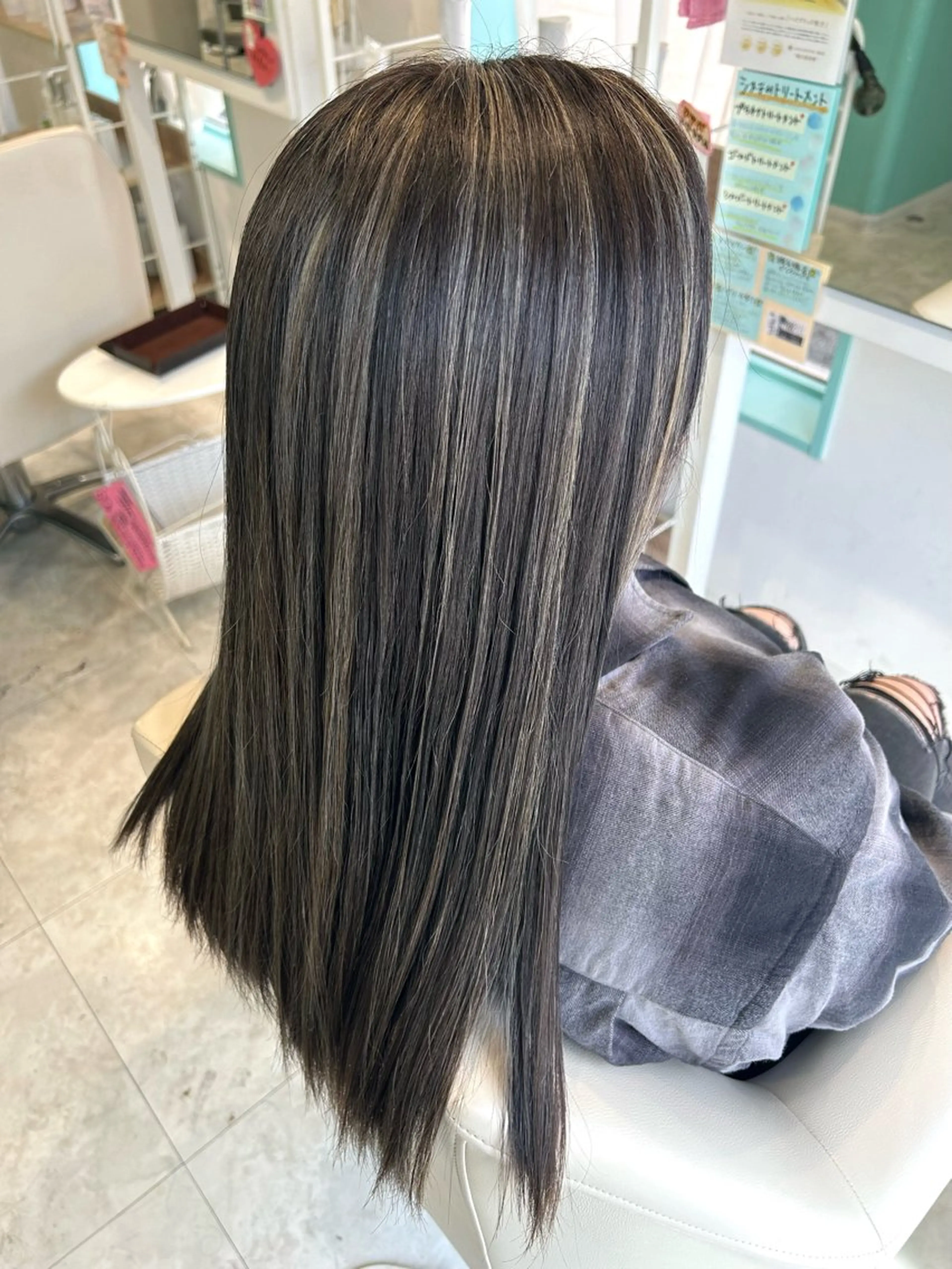 ロング ヘアカラー Ⅲ_en hair所属・寺澤 歩佳のヘアスタイル