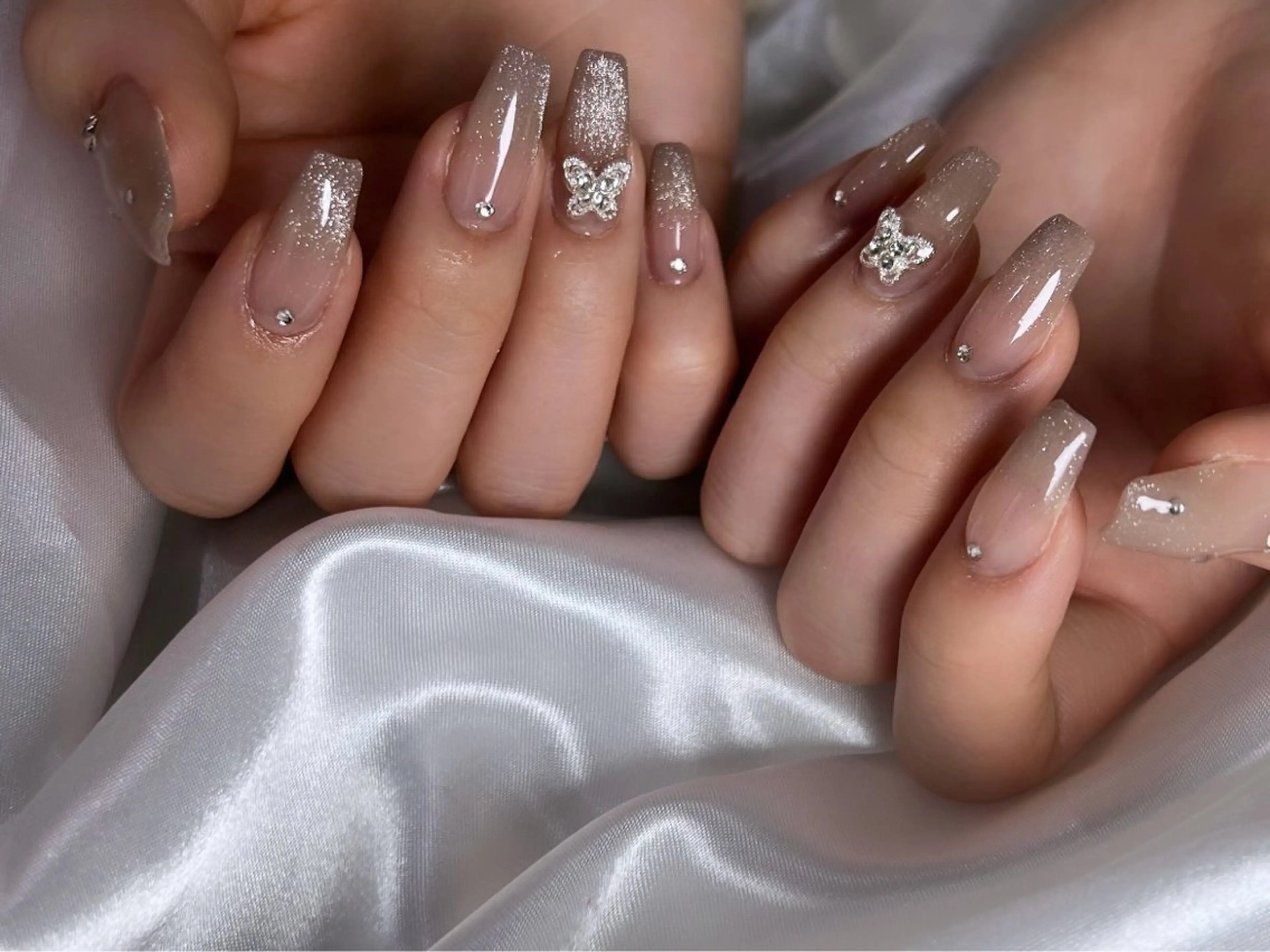 ネイル Gemini. 【ジェミニ】のネイルデザイン