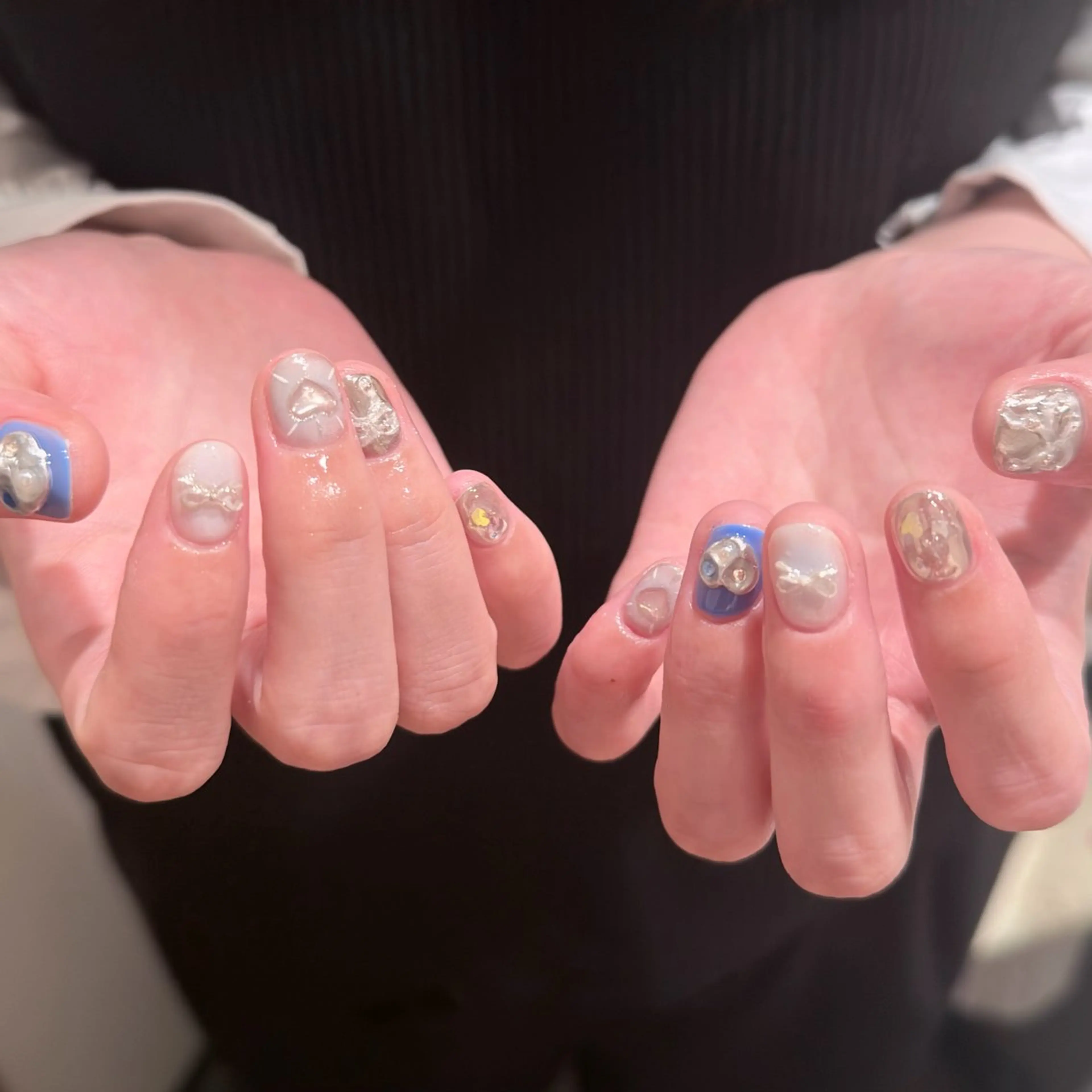 ネイル ハンドネイル 🎀 Hiyubi._.nail 🫧所属・🎀フェイ フェイ🫧💗のネイルデザイン