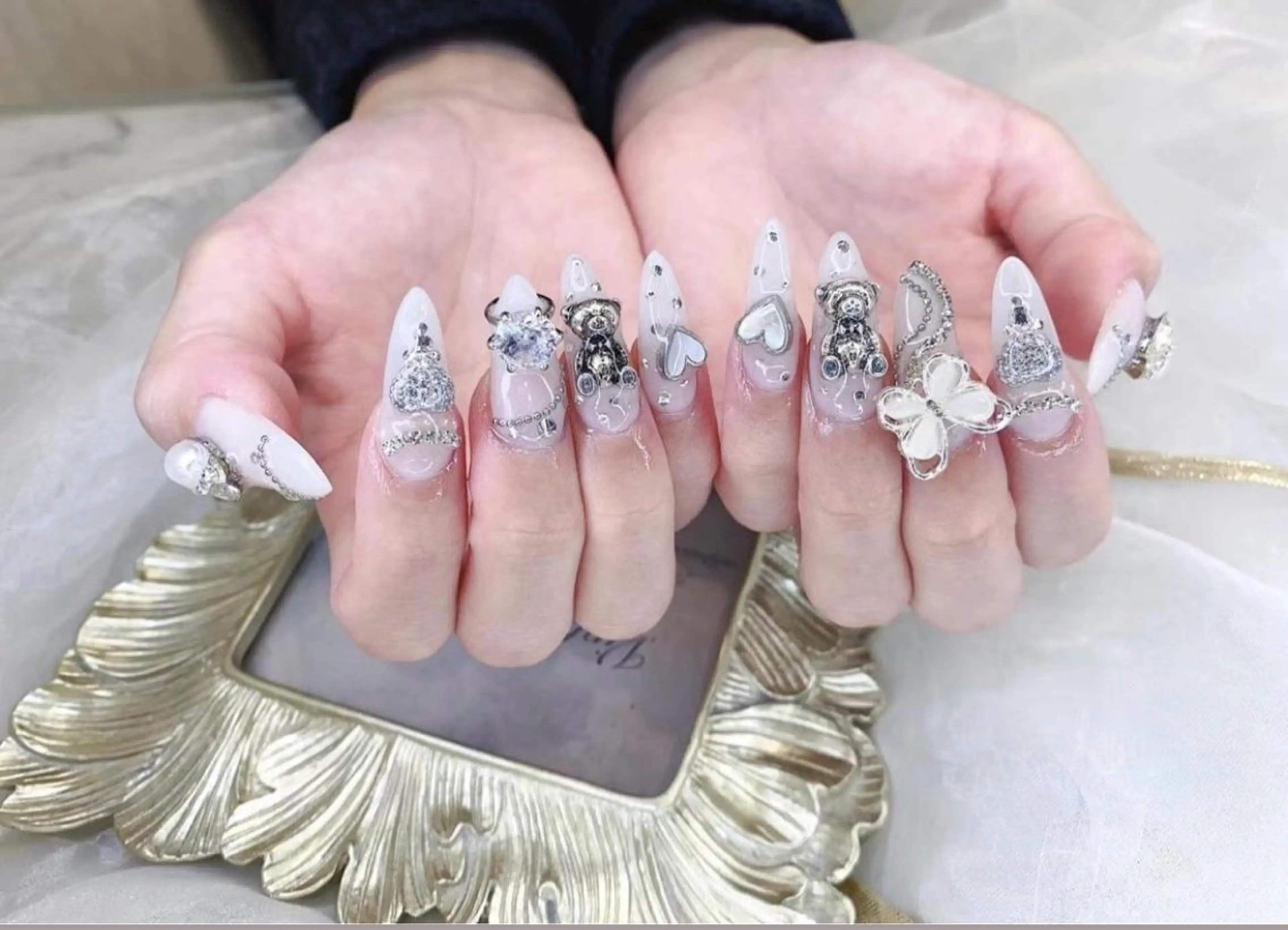 ネイル アートネイル フットネイル ジェルネイル ハート マグネットネイル Babarla　Nail　Salon所属・babarla Nailのネイルデザイン