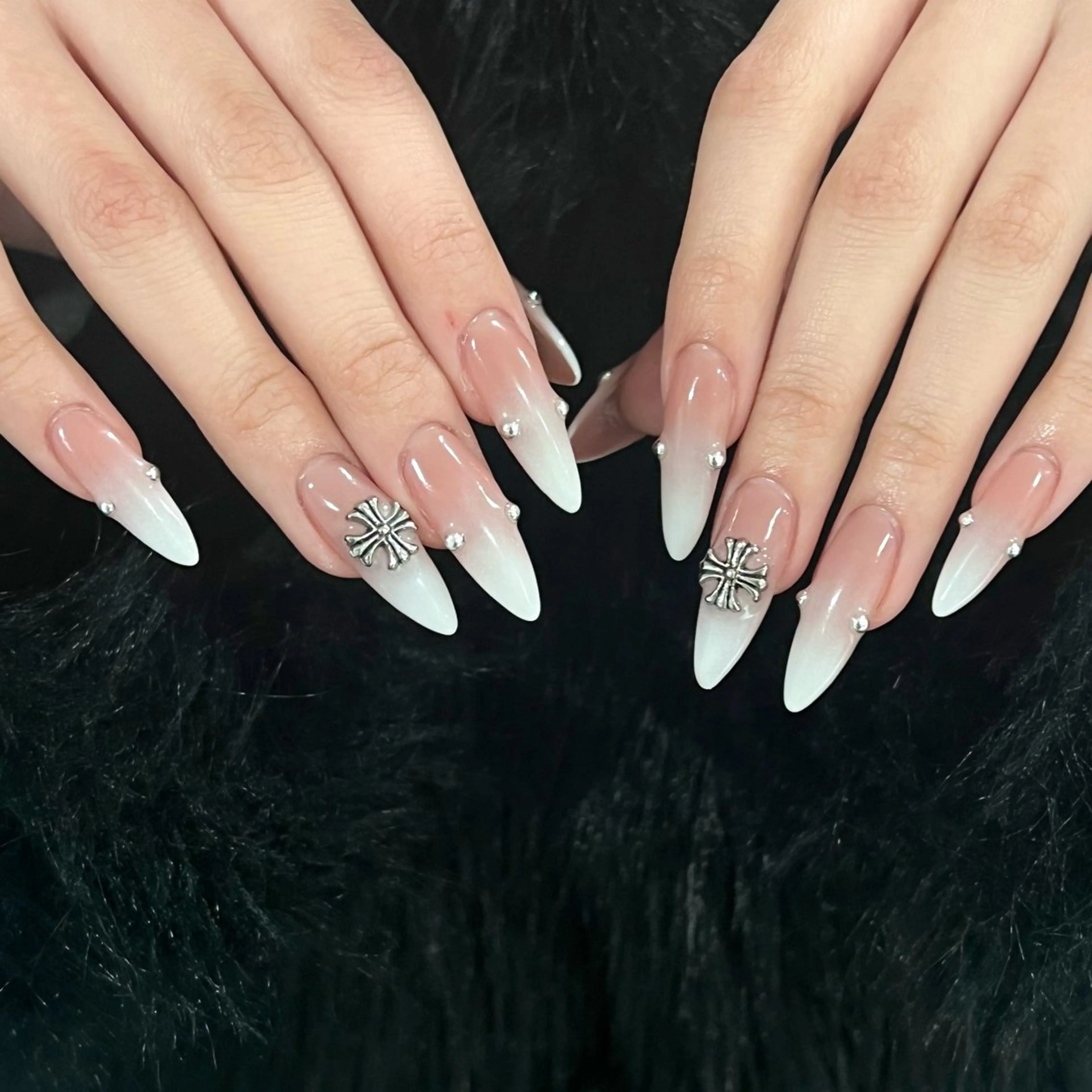 ネイル Ugirl NailSalonのネイルデザイン