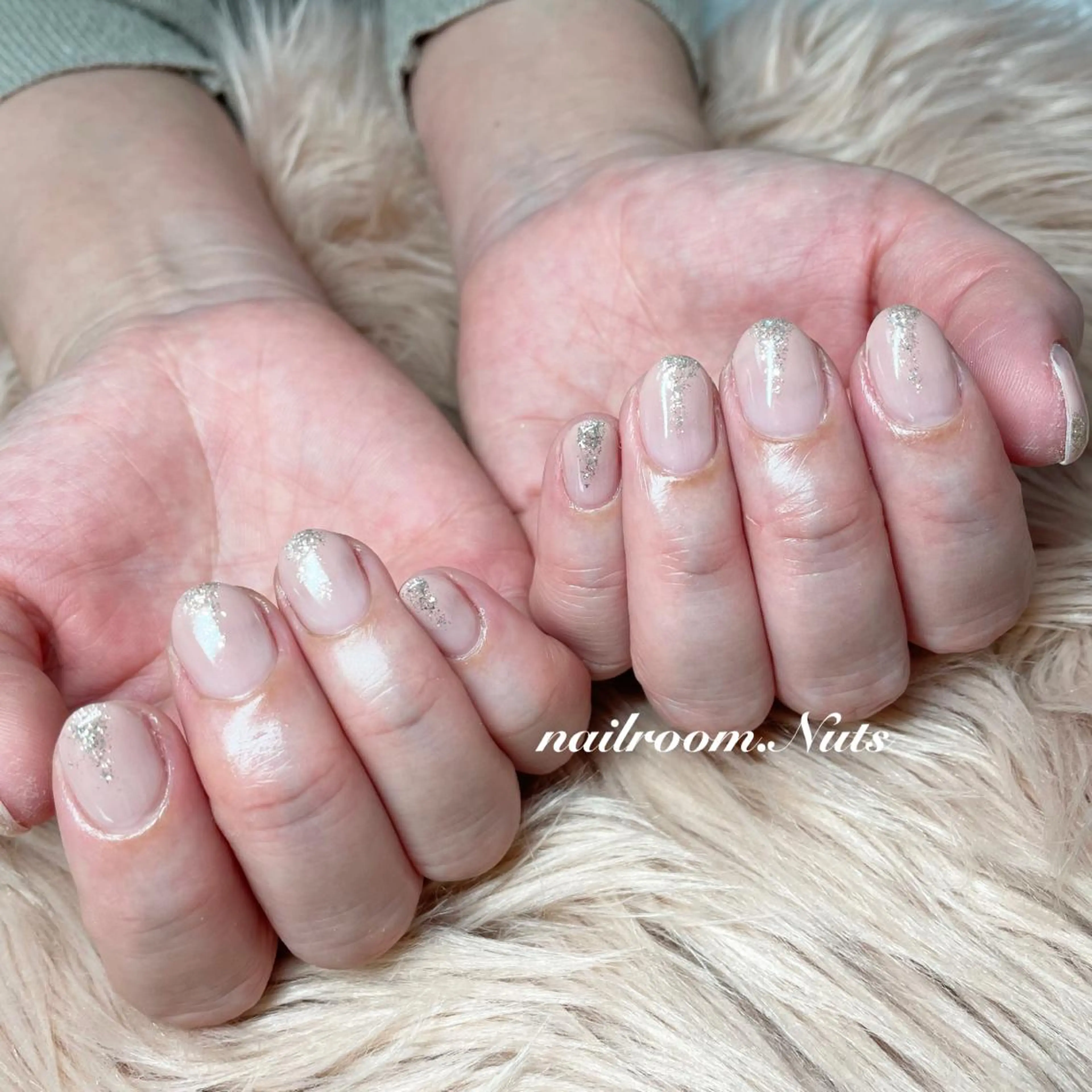 ネイル ハンドネイル nailsalon Nutsのネイルデザイン