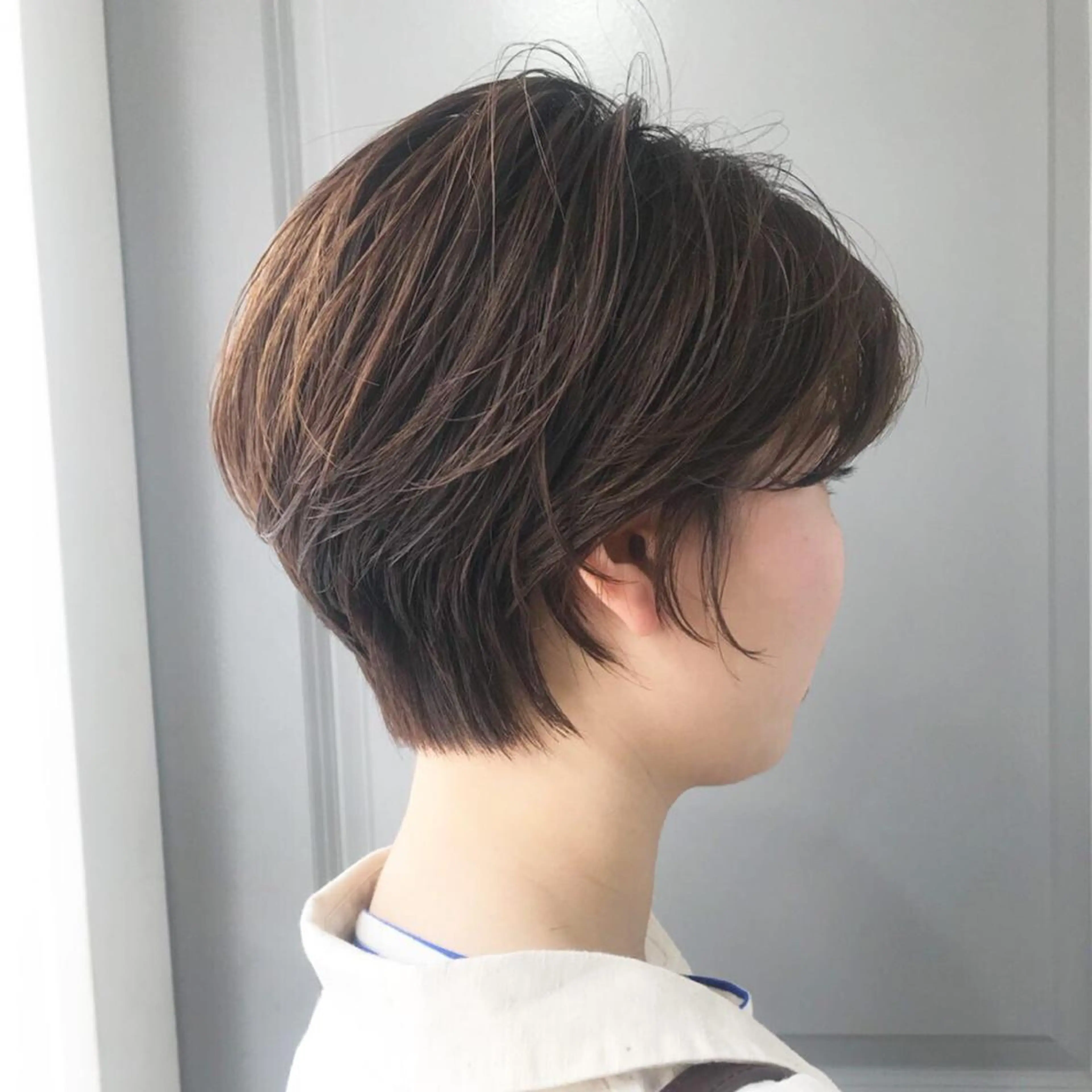 ショート カラー suvvy hairsalonのヘアスタイル