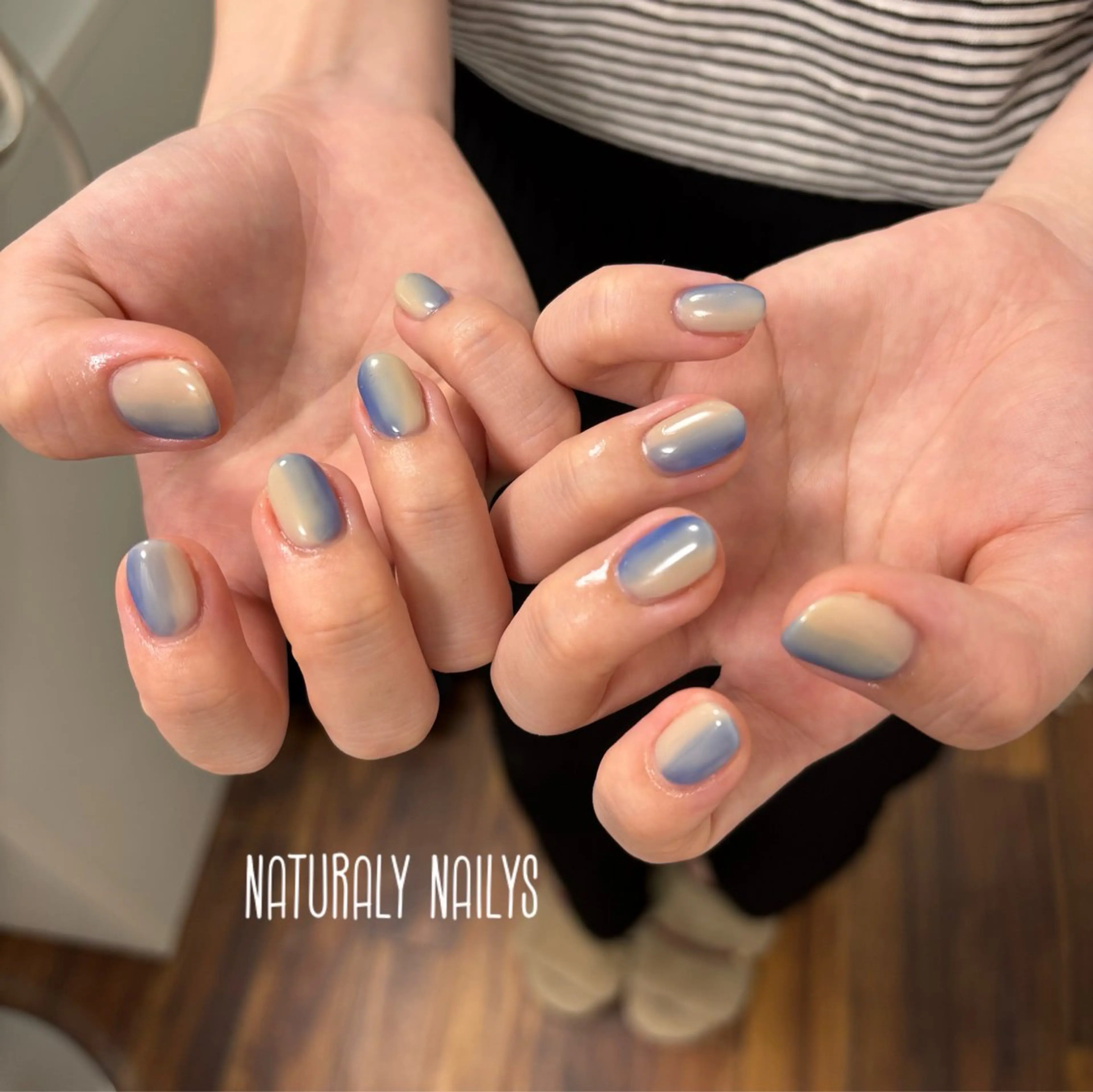 ネイル Naturaly Nailys所属・プライベートサロン rieのネイルデザイン