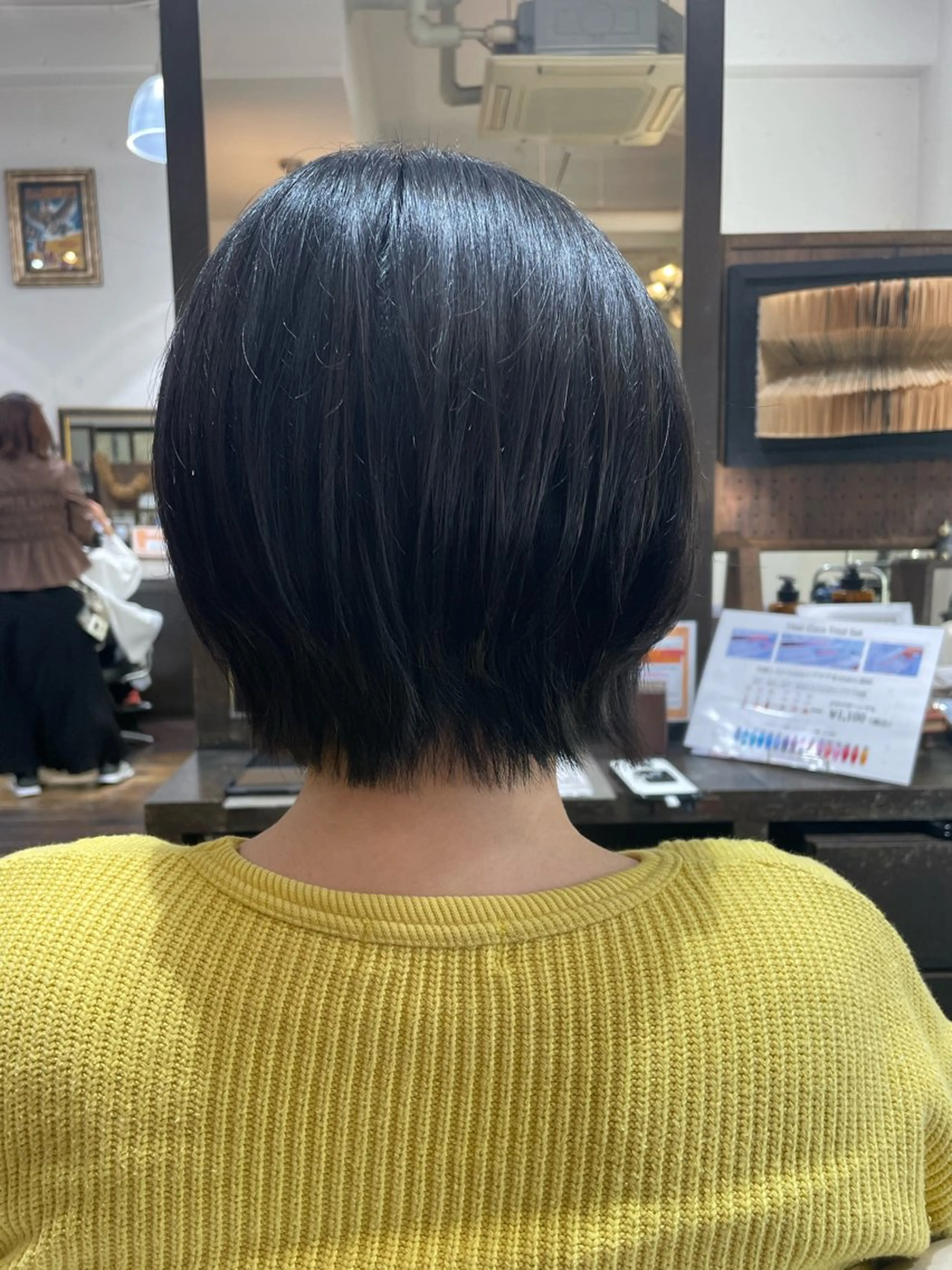 ショート ボブ くびれヘア ショートヘア 黒川 名津美のヘアスタイル