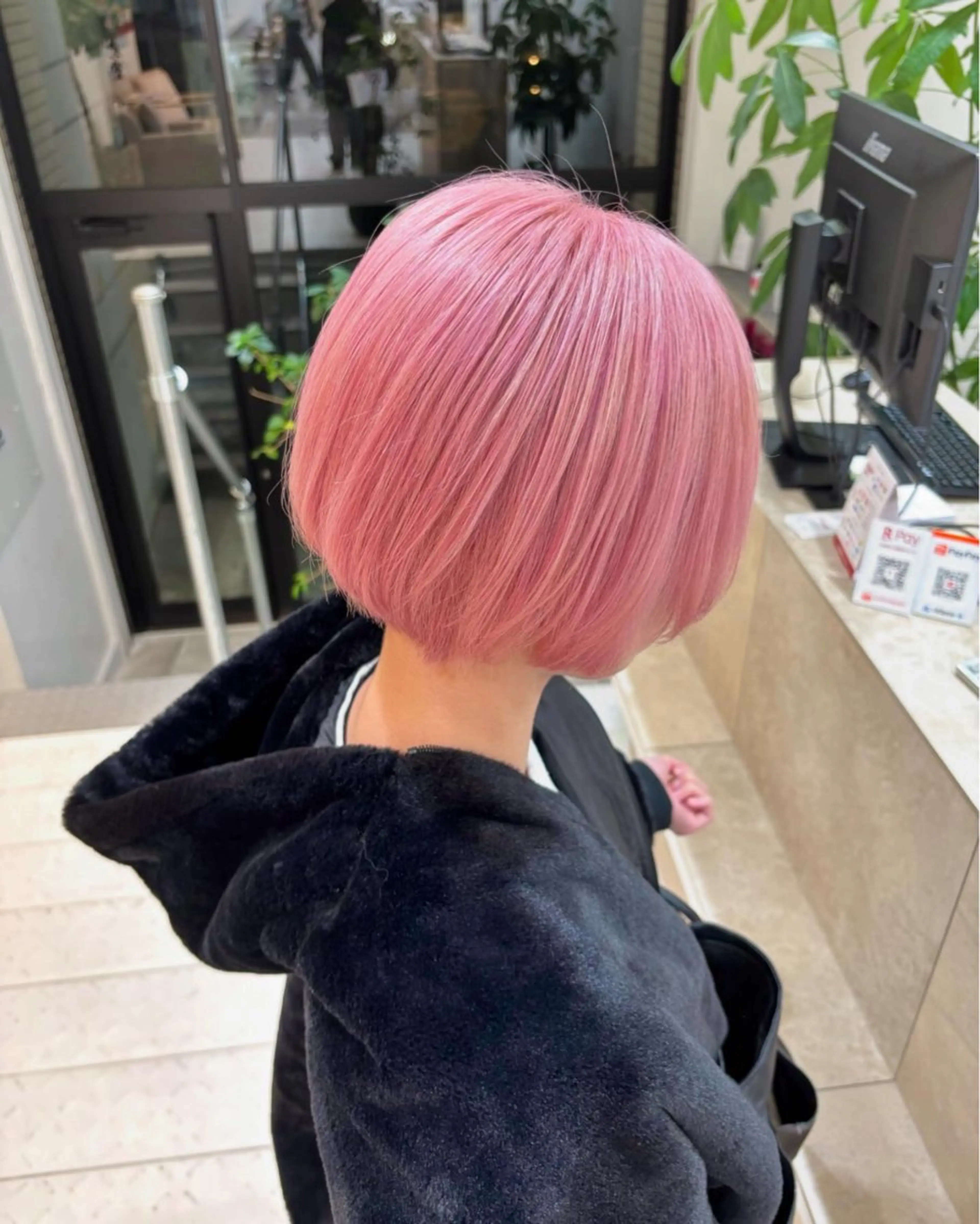 ショート カラー ブリーチ ケアブリーチ ハイトーンカラー ピンクカラー ヘアカラー トリートメント ハイトーン/レイヤー /ケアブリーチ石川治のヘアスタイル