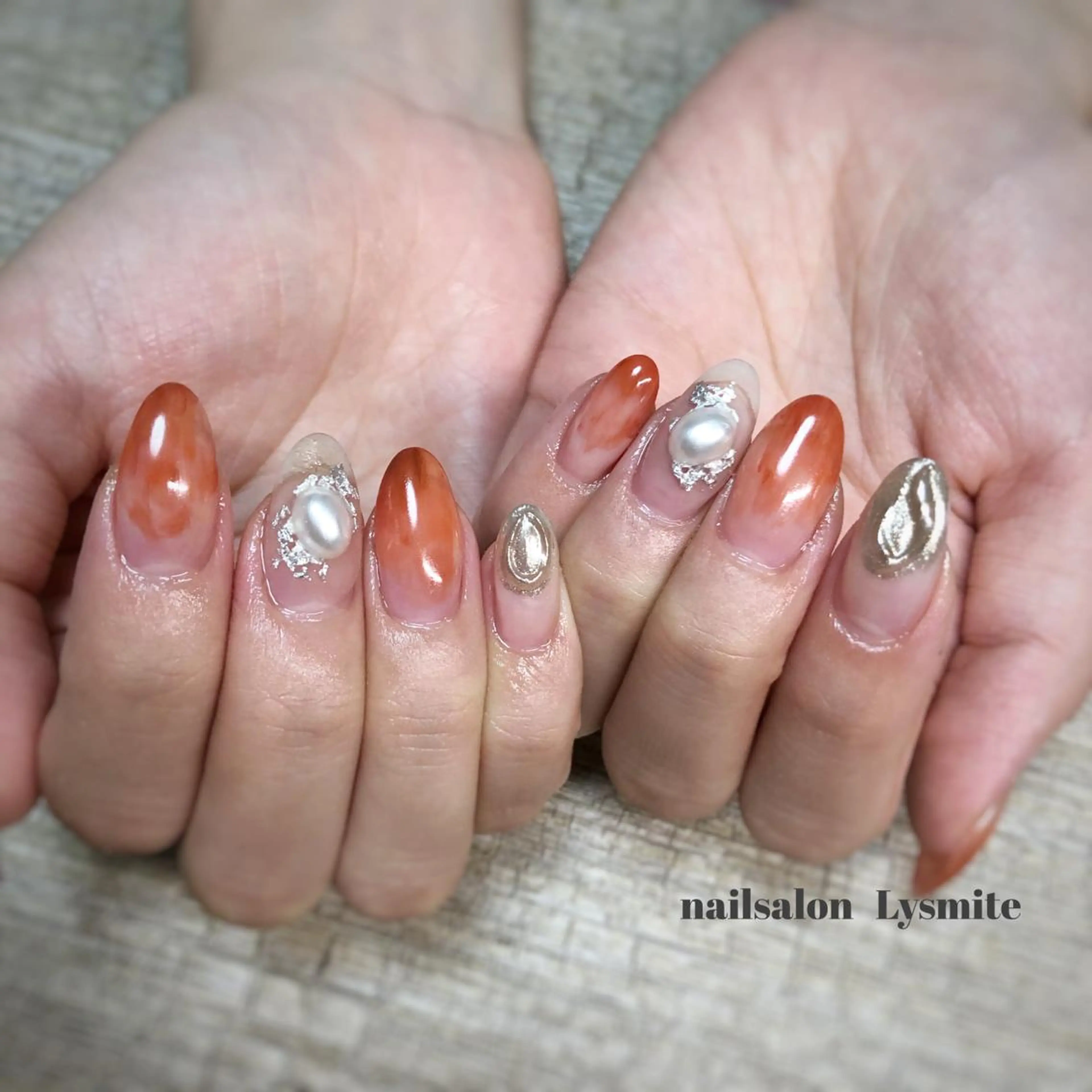 ネイル ニュアンスネイル Lysmite所属・岩本 美香のネイルデザイン