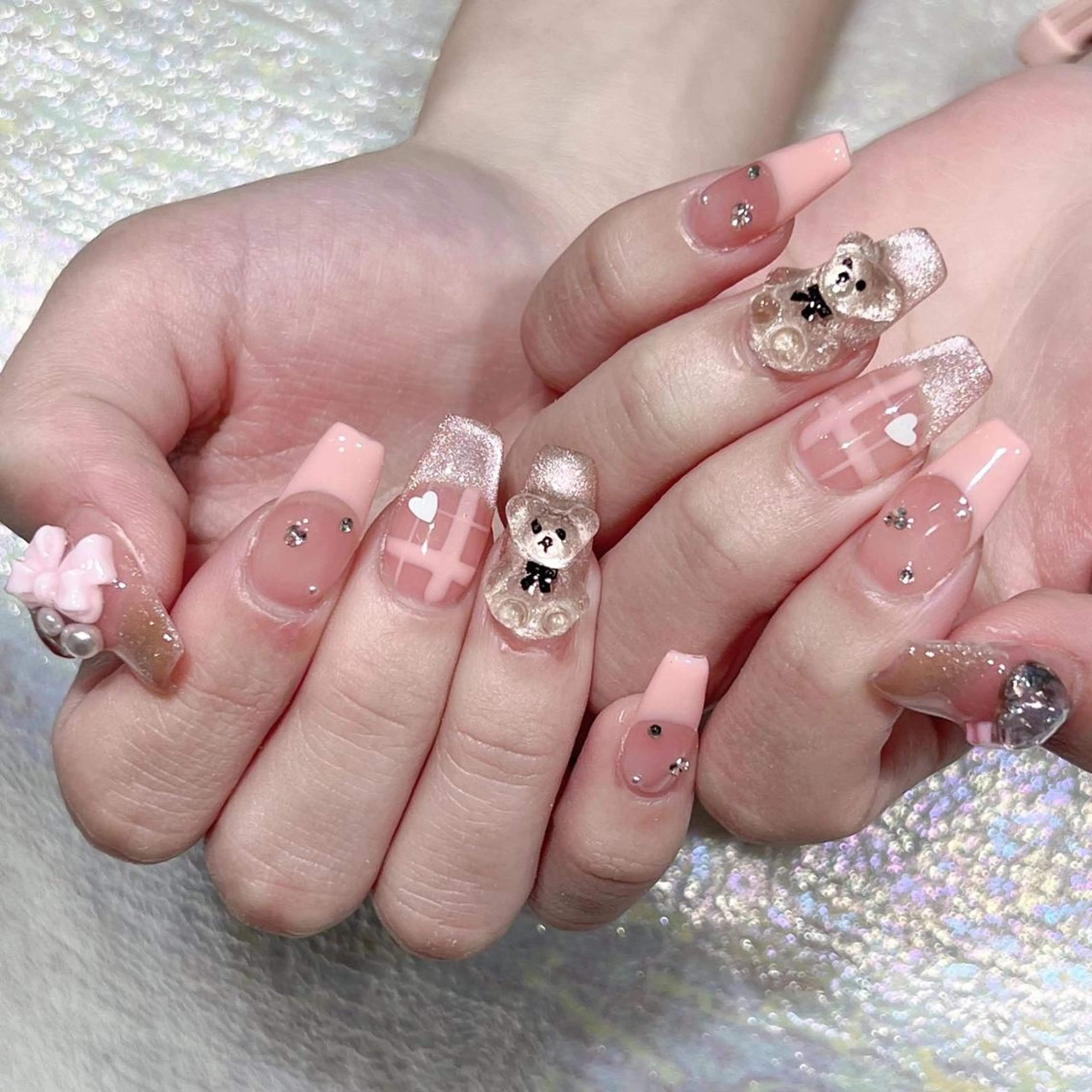 ネイル ハンドネイル Queens マオのネイルデザイン