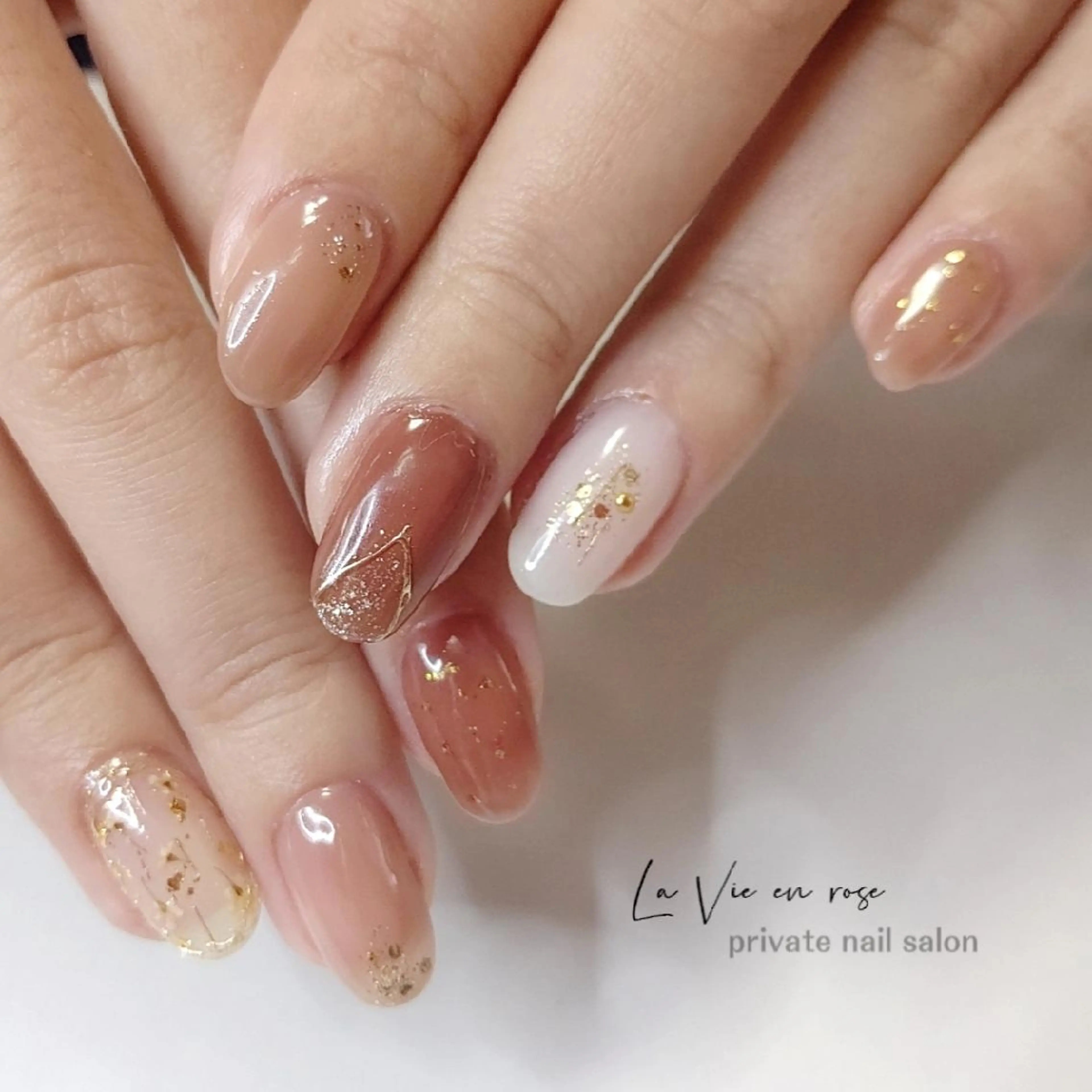 ネイル ラヴィアン ローズのネイルデザイン