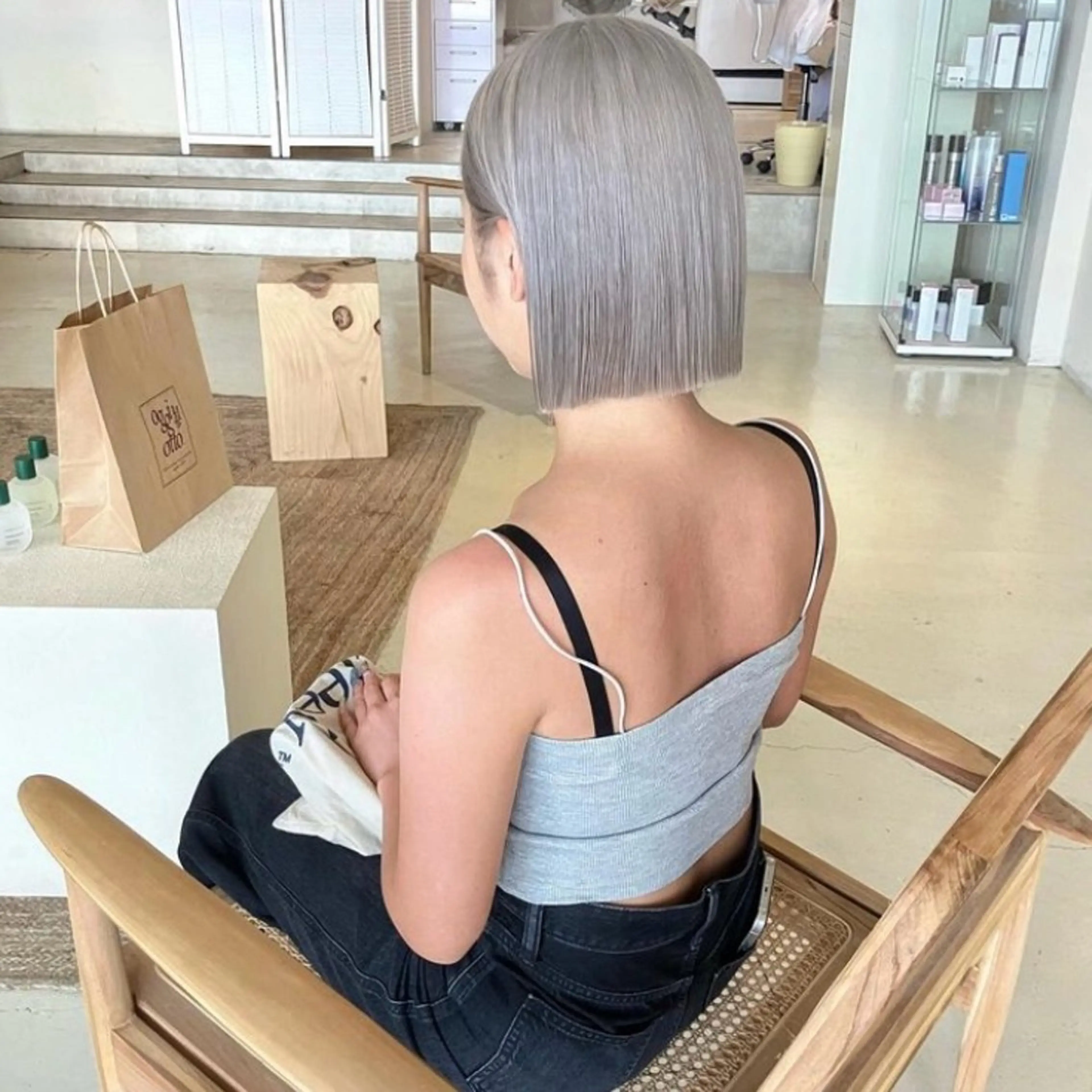 【🌼人気メニューNo.2.🌼】カット＋ケアブリーチ＋カラー＋3step補修トリートメントの写真