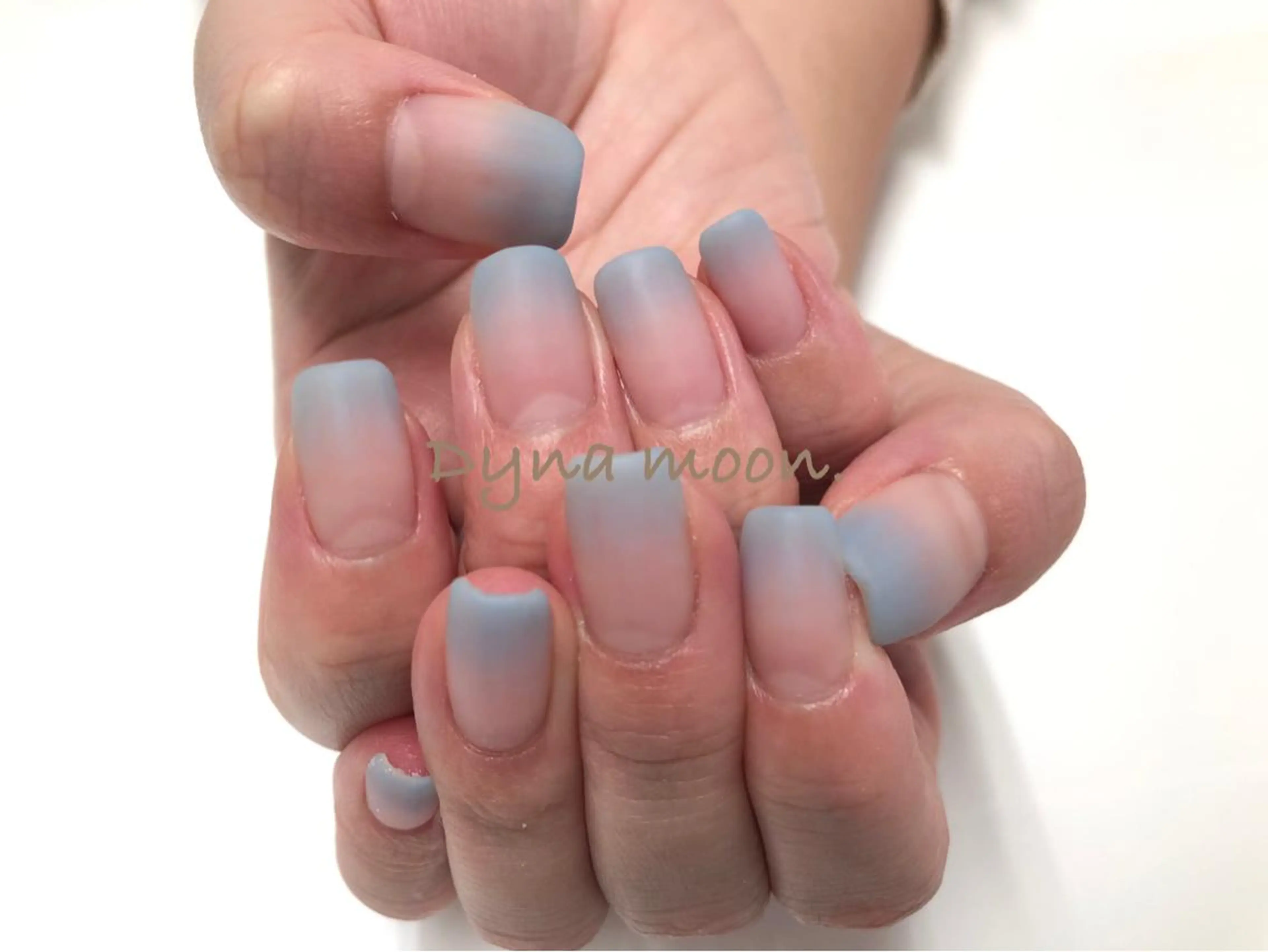 ネイル アートネイル マットネイル Dyna moon.のネイルデザイン