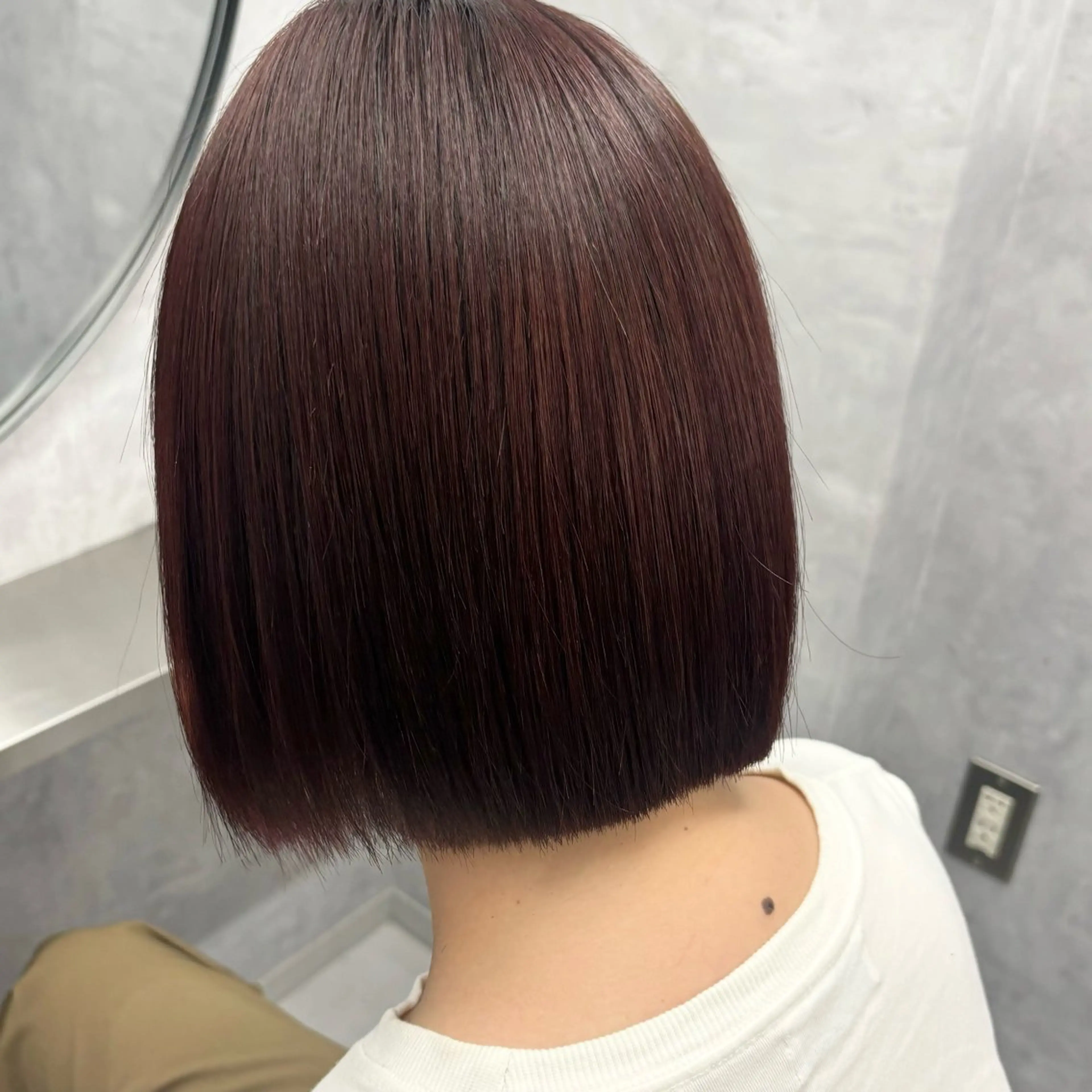 ショート カラー カット ヘアカラー NUMBER_ ユイナのヘアスタイル