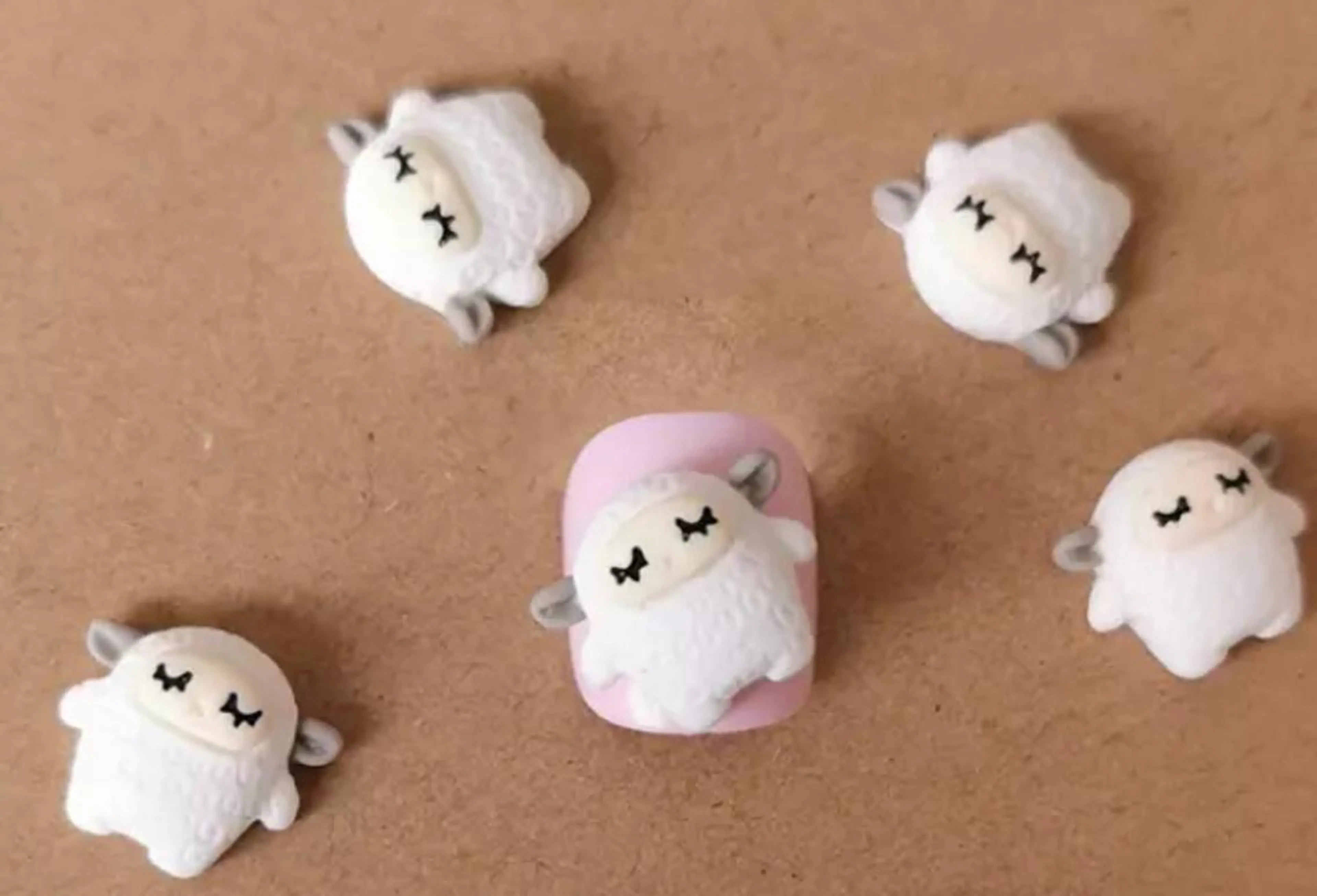 ネイル 「Honey NAIL新宿店」所属・Honey スカルプ専門店のネイルデザイン