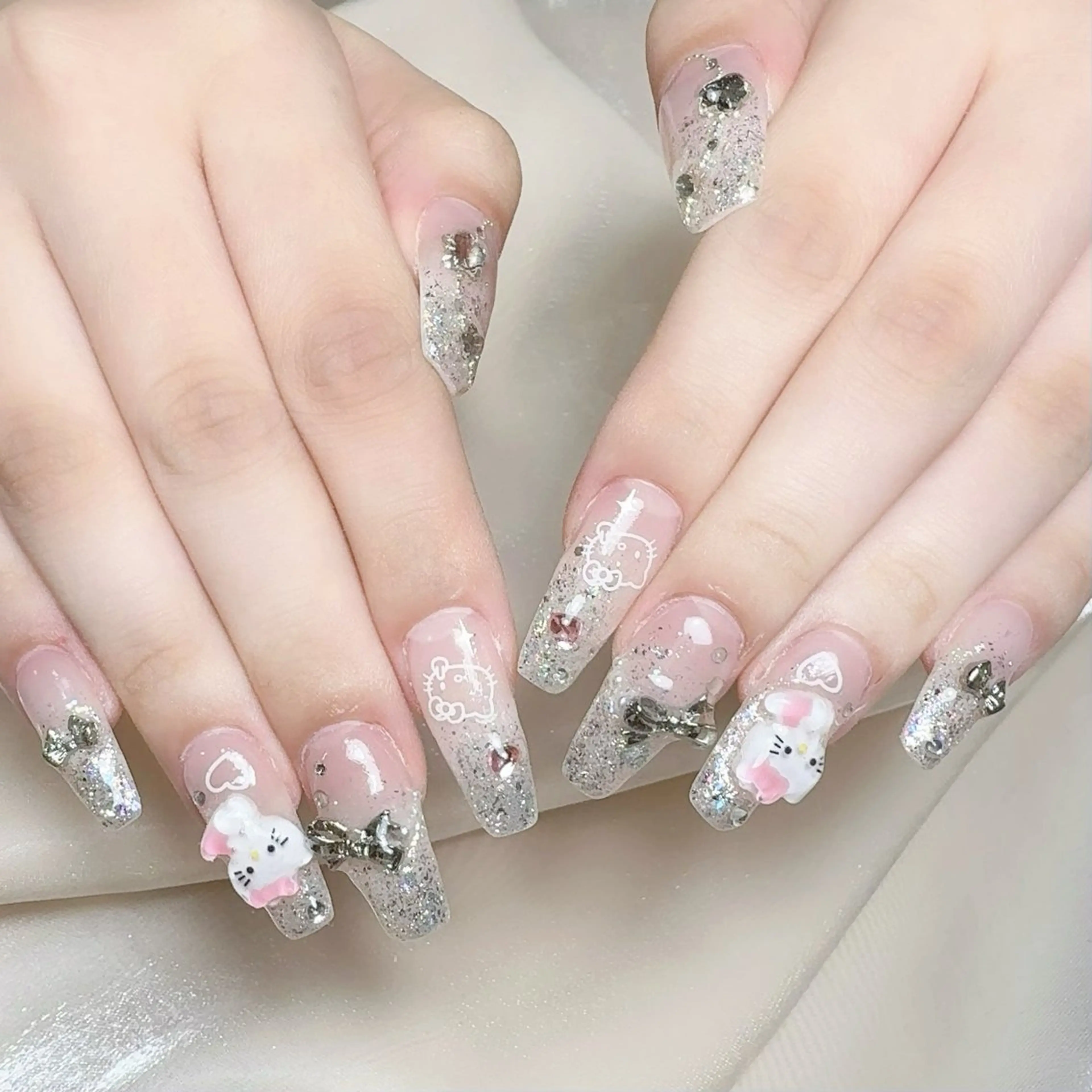 メンズ ネイル メンズ韓国風 アートネイル オーロラネイル ガーリー キラキラネイル ハンドネイル Nail salon 木にいるのネイルデザイン