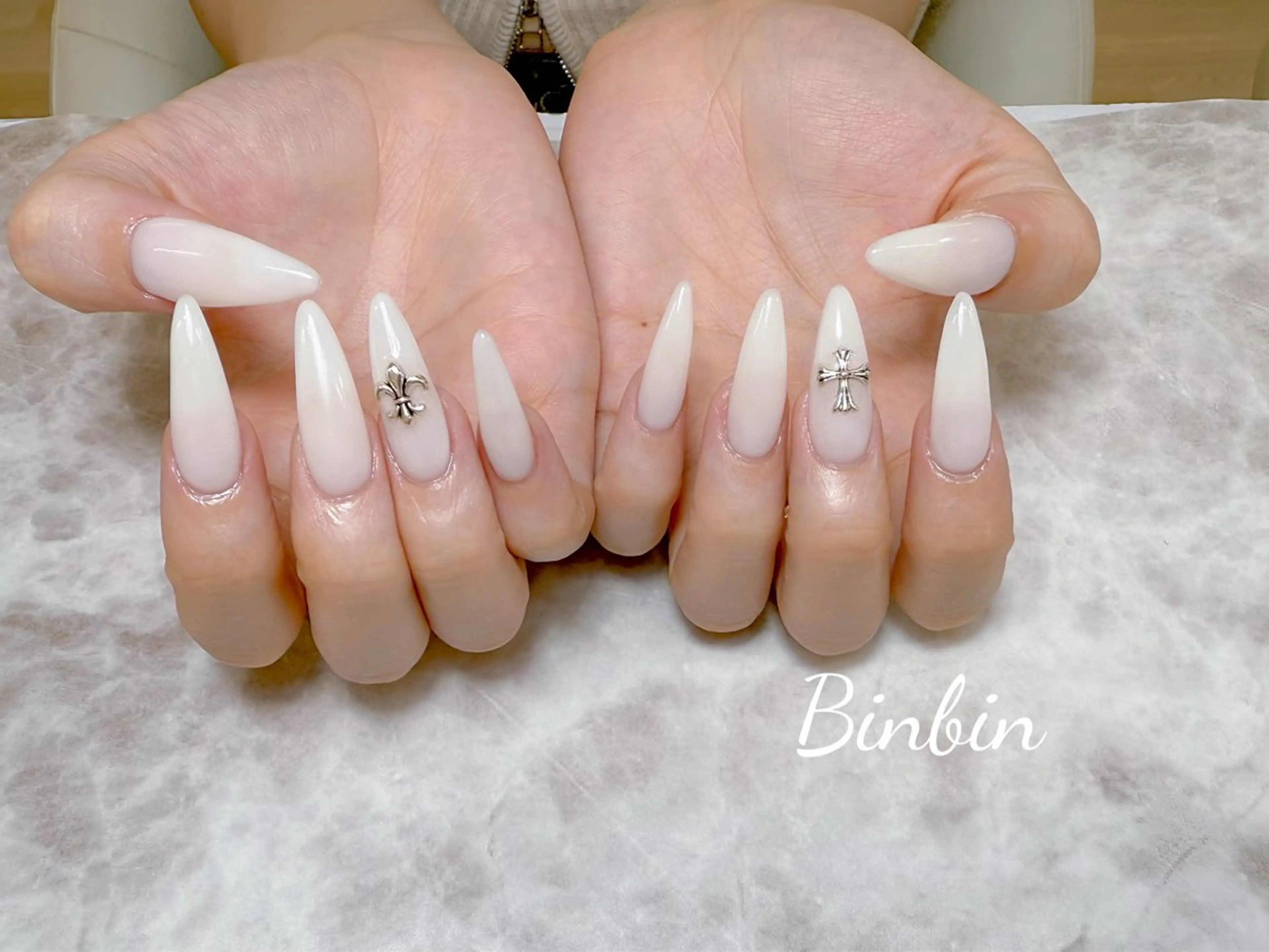 【うるキラ☆チップ長さ出し10本】ワンカラー/マグネット/フラッシュ/ラメ◎の写真