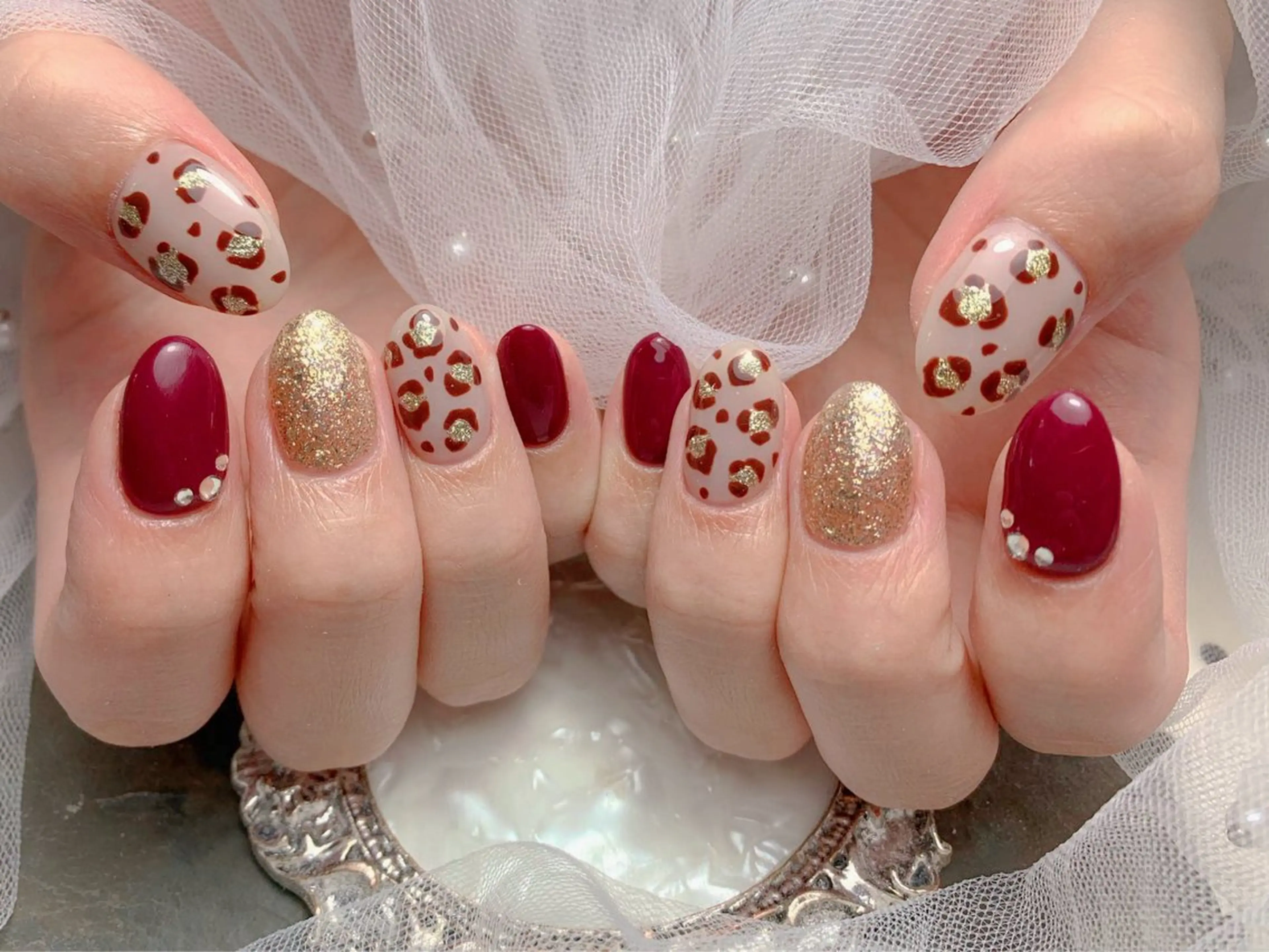 ネイル マジックミラー所属・マジック ミラーのネイルデザイン