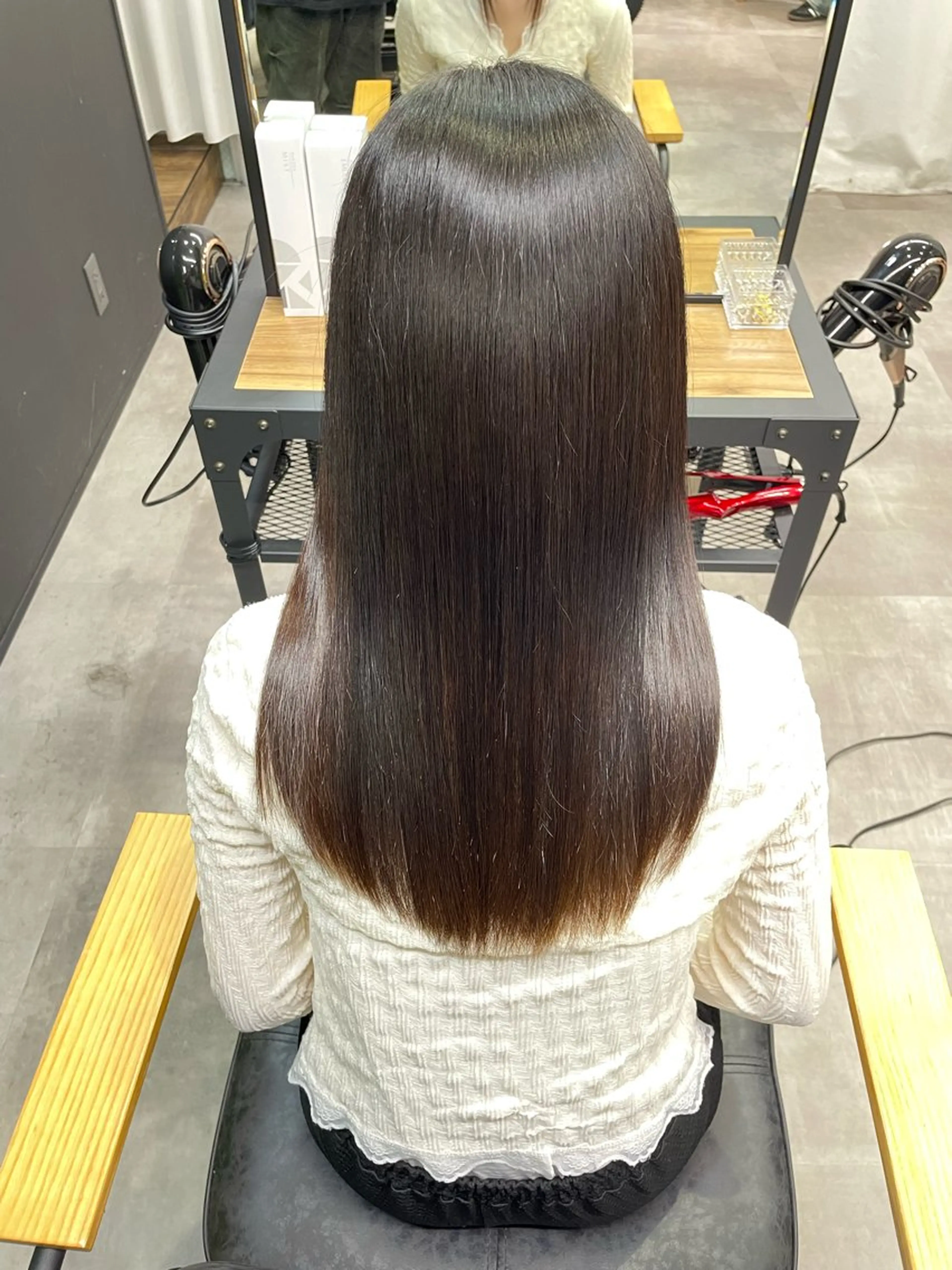 ロング RAF Sakuraのヘアスタイル