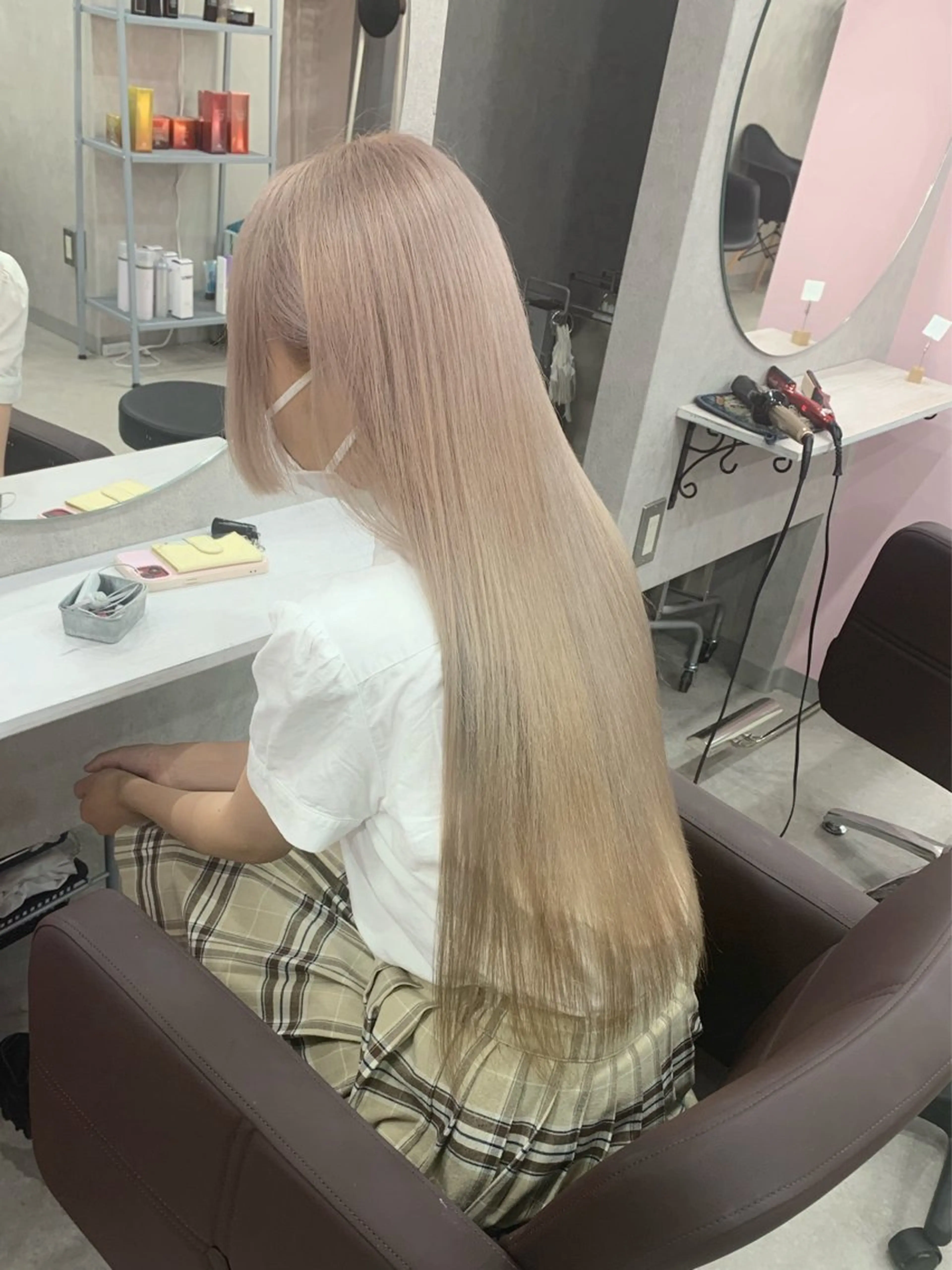 ロング カラー ヘアカラー トリートメント ヘッドスパ ハイトーン・ブリーチ ムラ修正　八須　錬のヘアスタイル