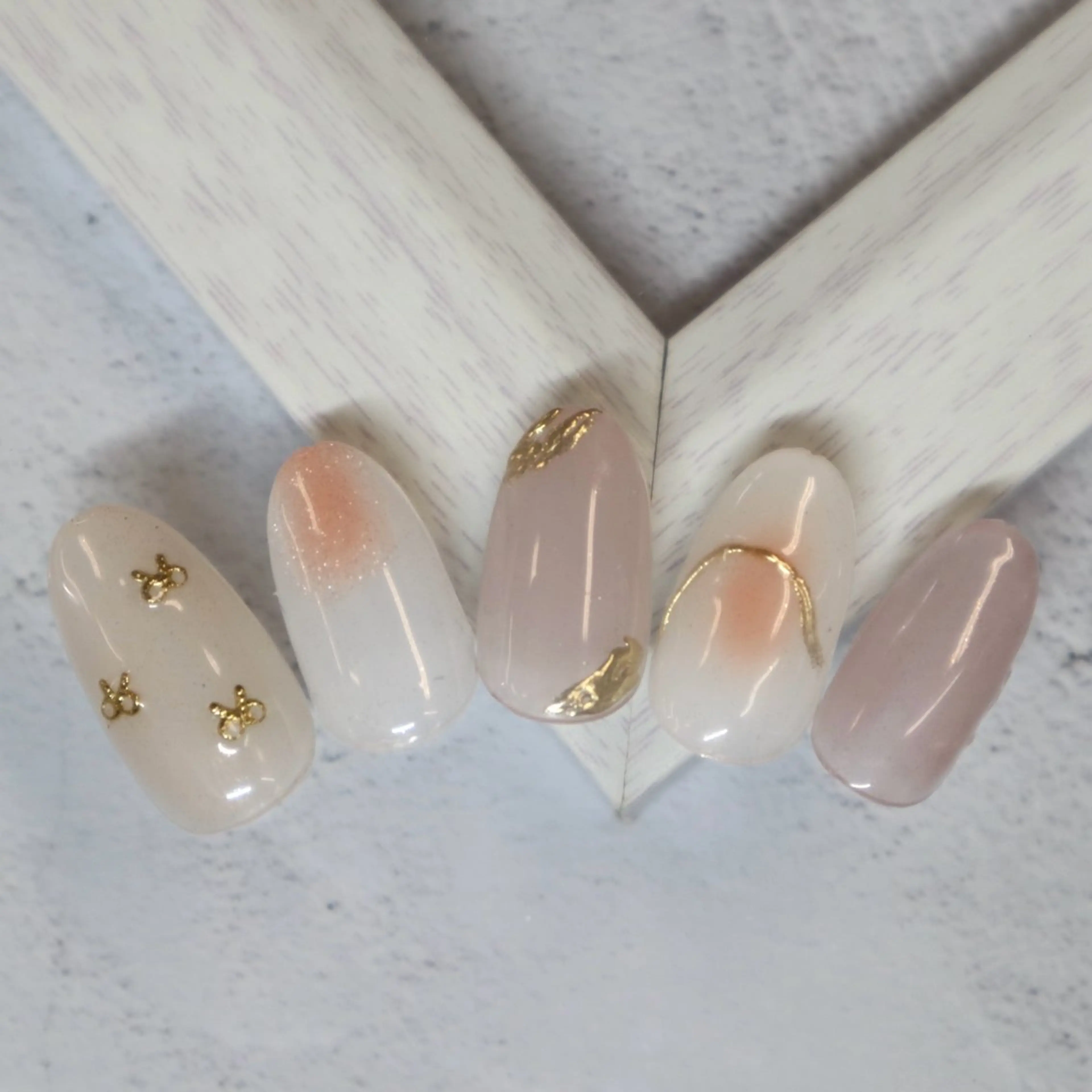 ネイル L‘ねいる 江坂店 エルネイルエサカテンのネイルデザイン