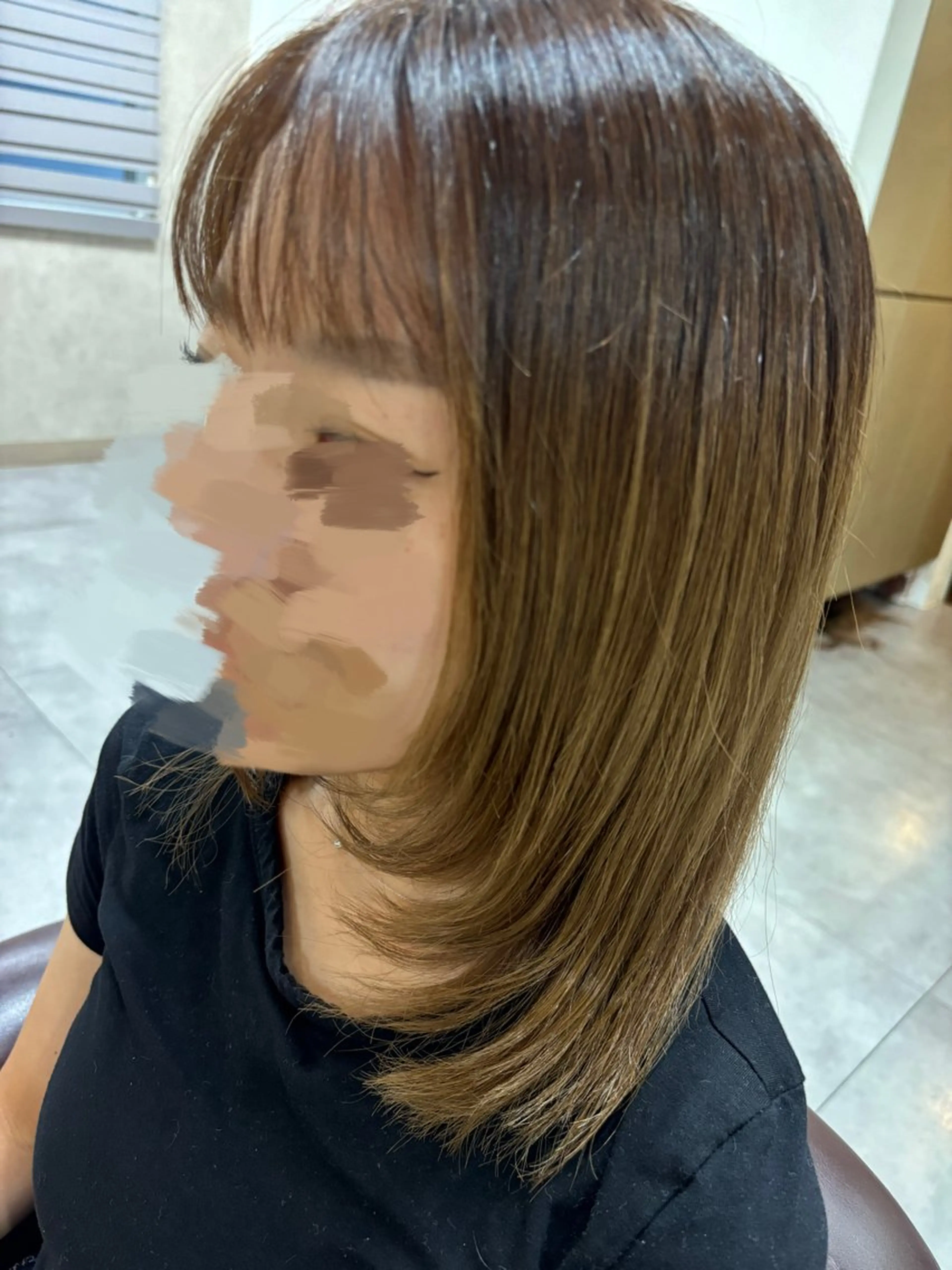 ミディアム 原口 圭織のヘアスタイル