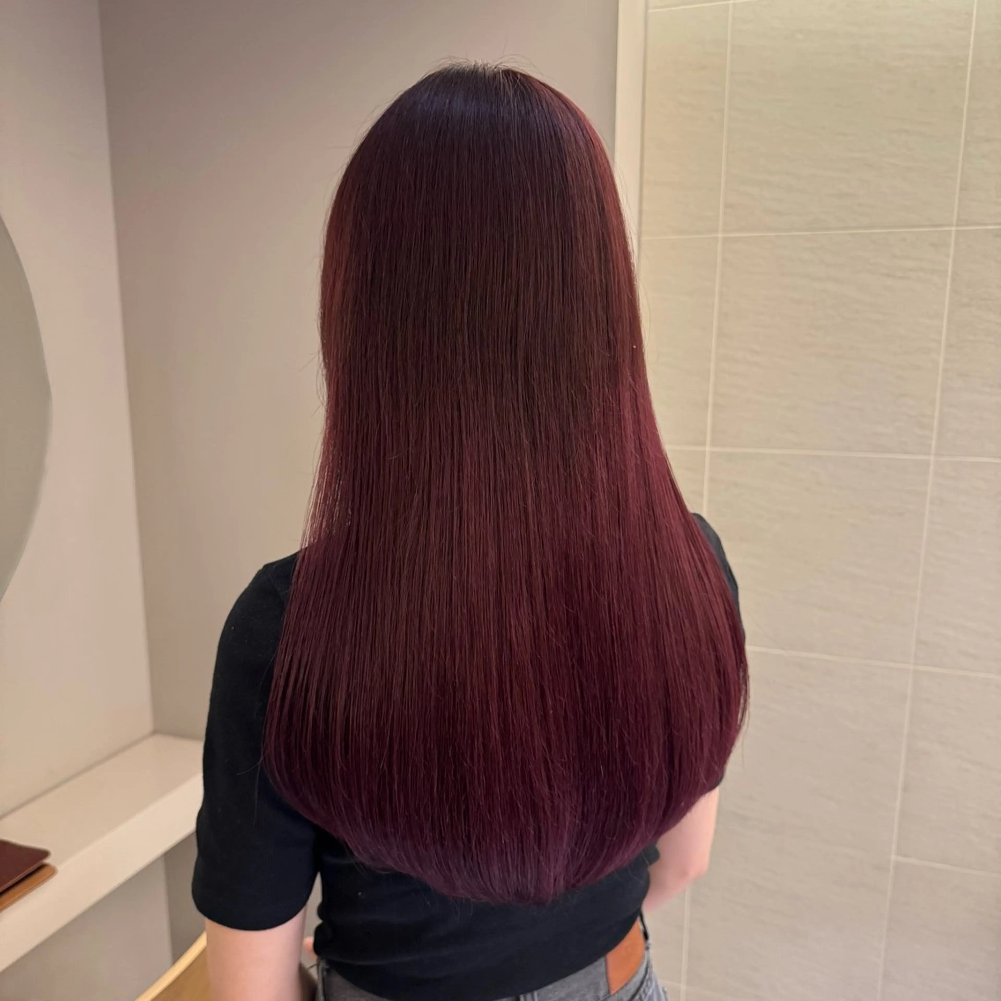 ロング yiye KEITOのヘアスタイル