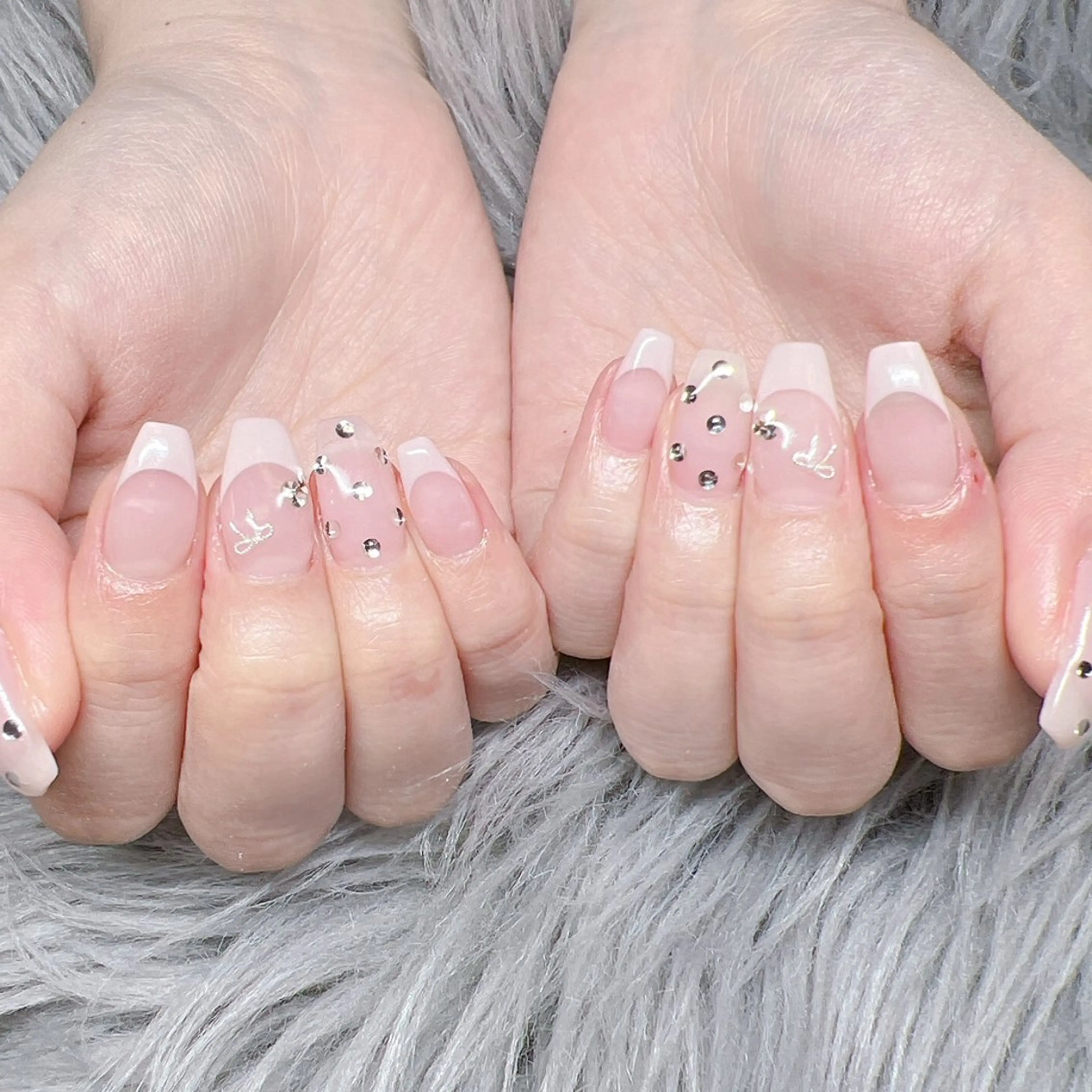 ネイル 個室ネイルサロンDolly Girl〜ドーリーガール〜所属・DollyGirl KYOKOのネイルデザイン