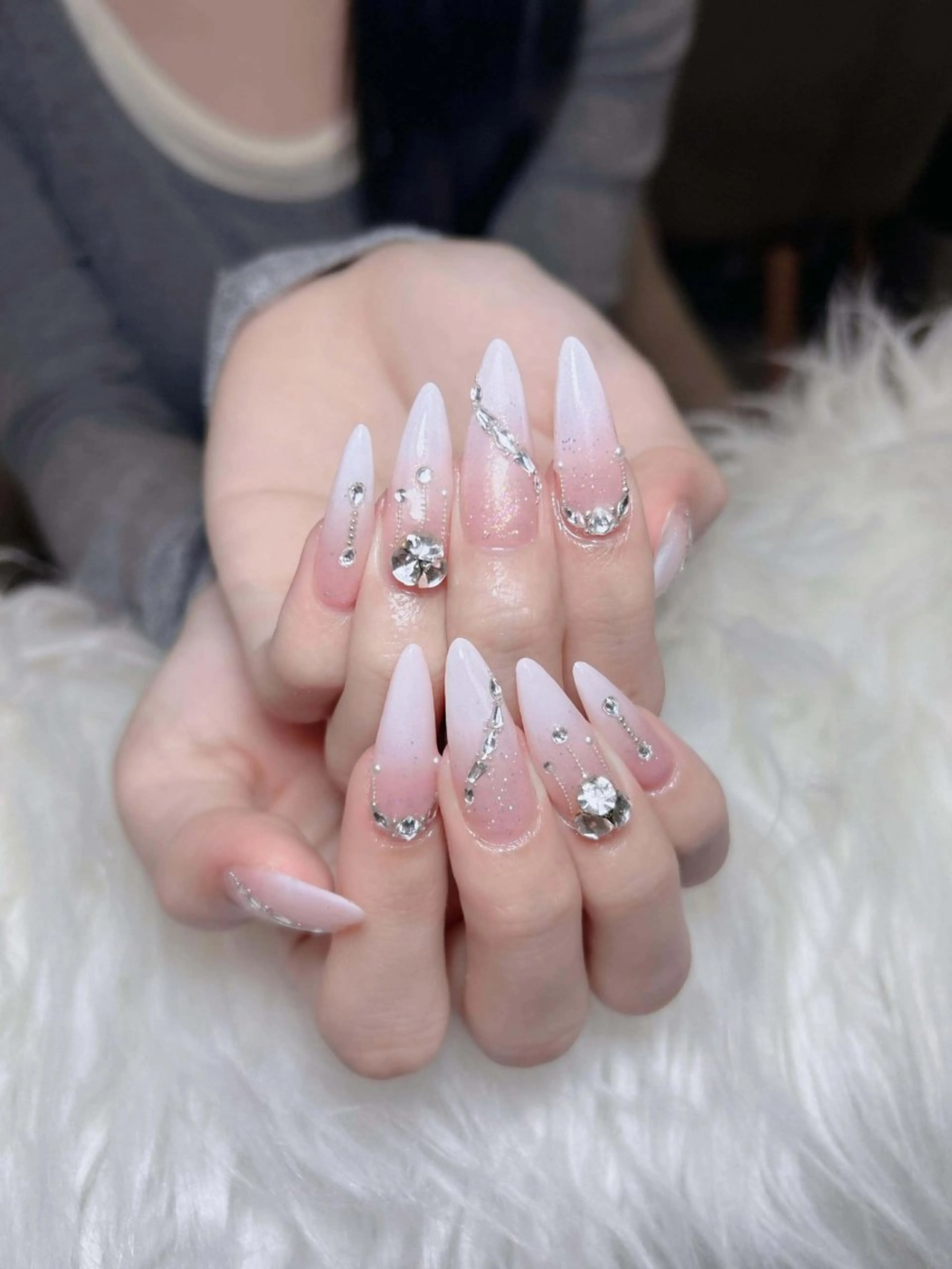 ネイル オーロラネイル チークネイル フットネイル フレンチネイル ハロウィン ハンドネイル Lumi Nail 新大久保3‘のネイルデザイン