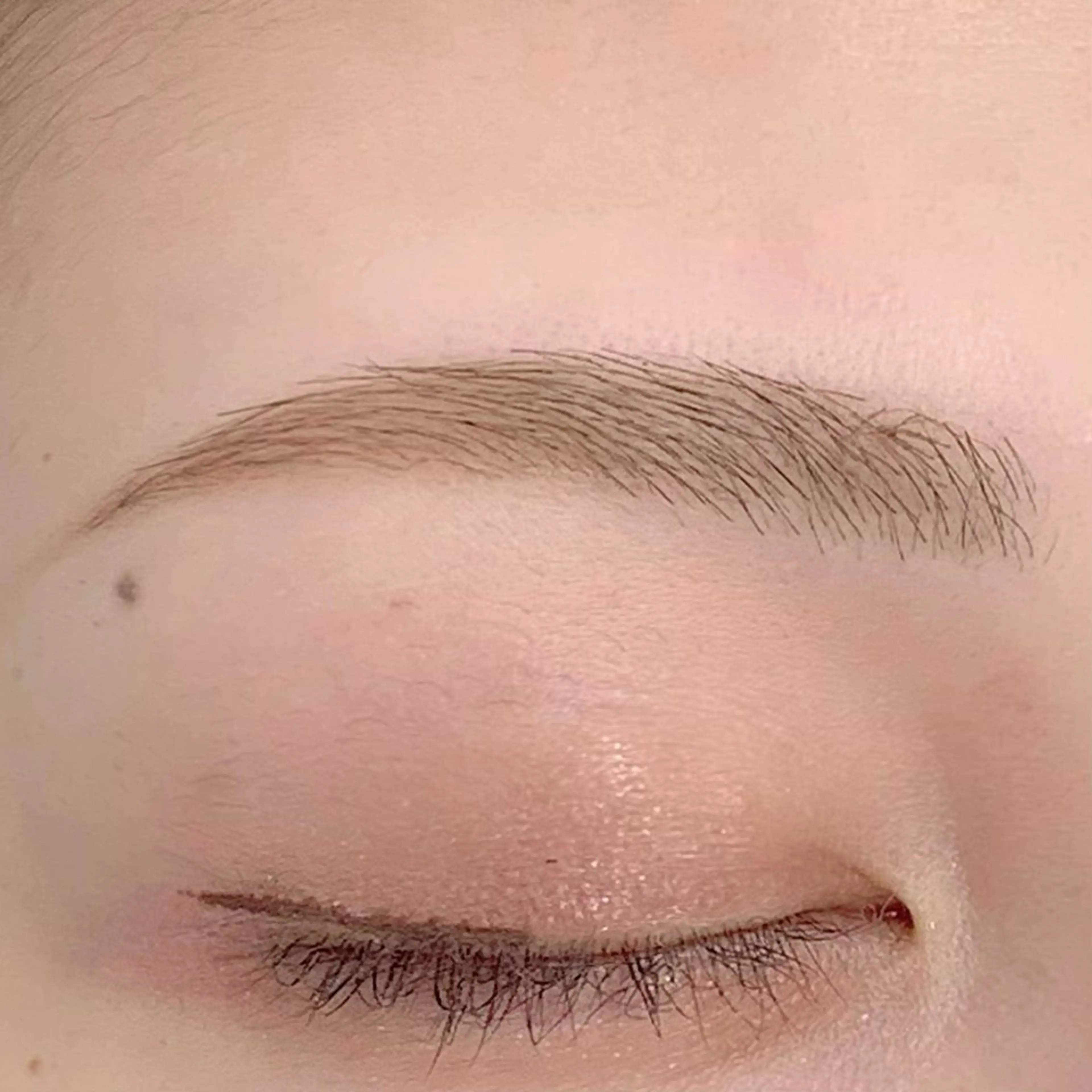 アイブロウ 眉毛ワックス脱毛 BellFlower Aki（眉・まつげ）のマツエク・マツパデザイン