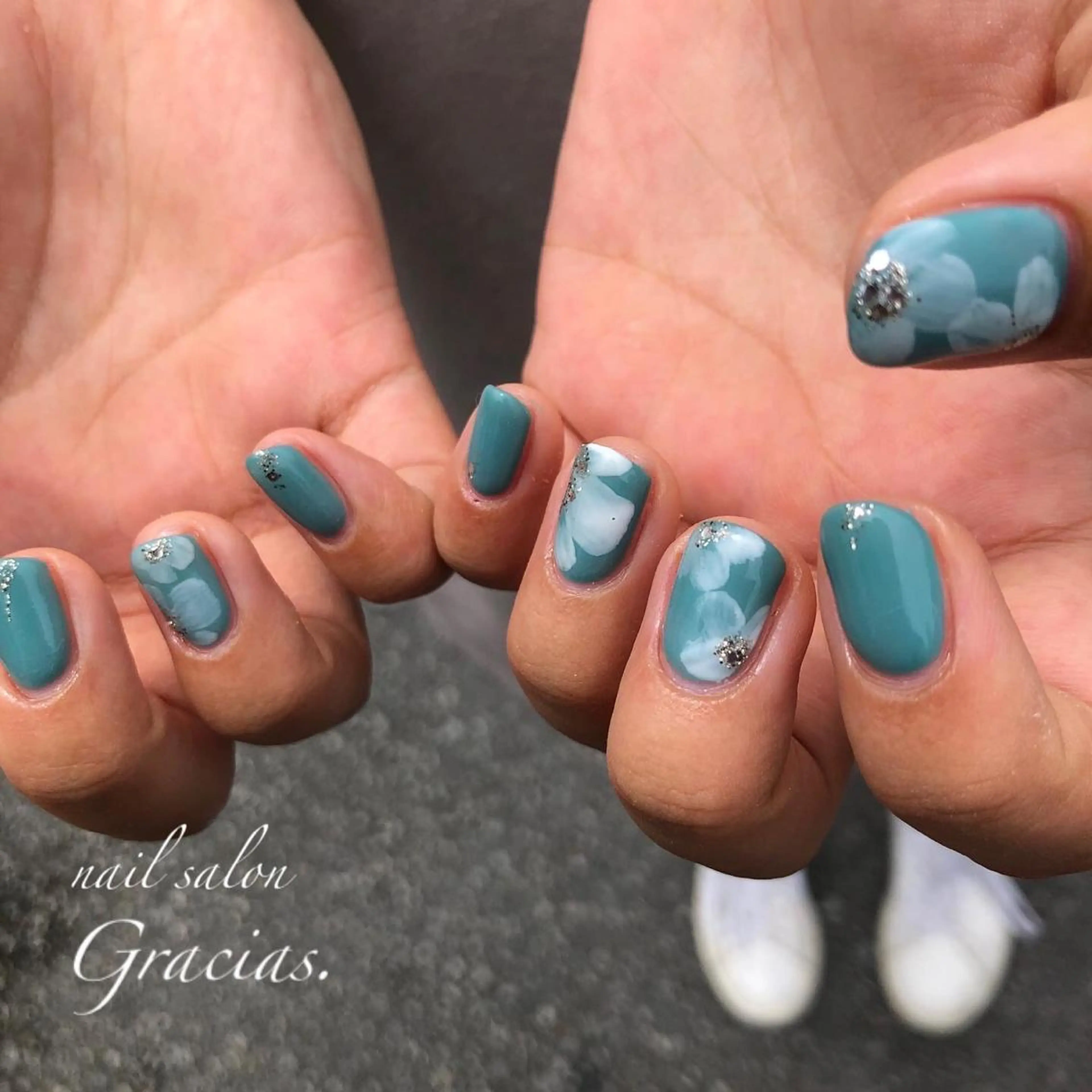 ネイル Gracias. rieのネイルデザイン