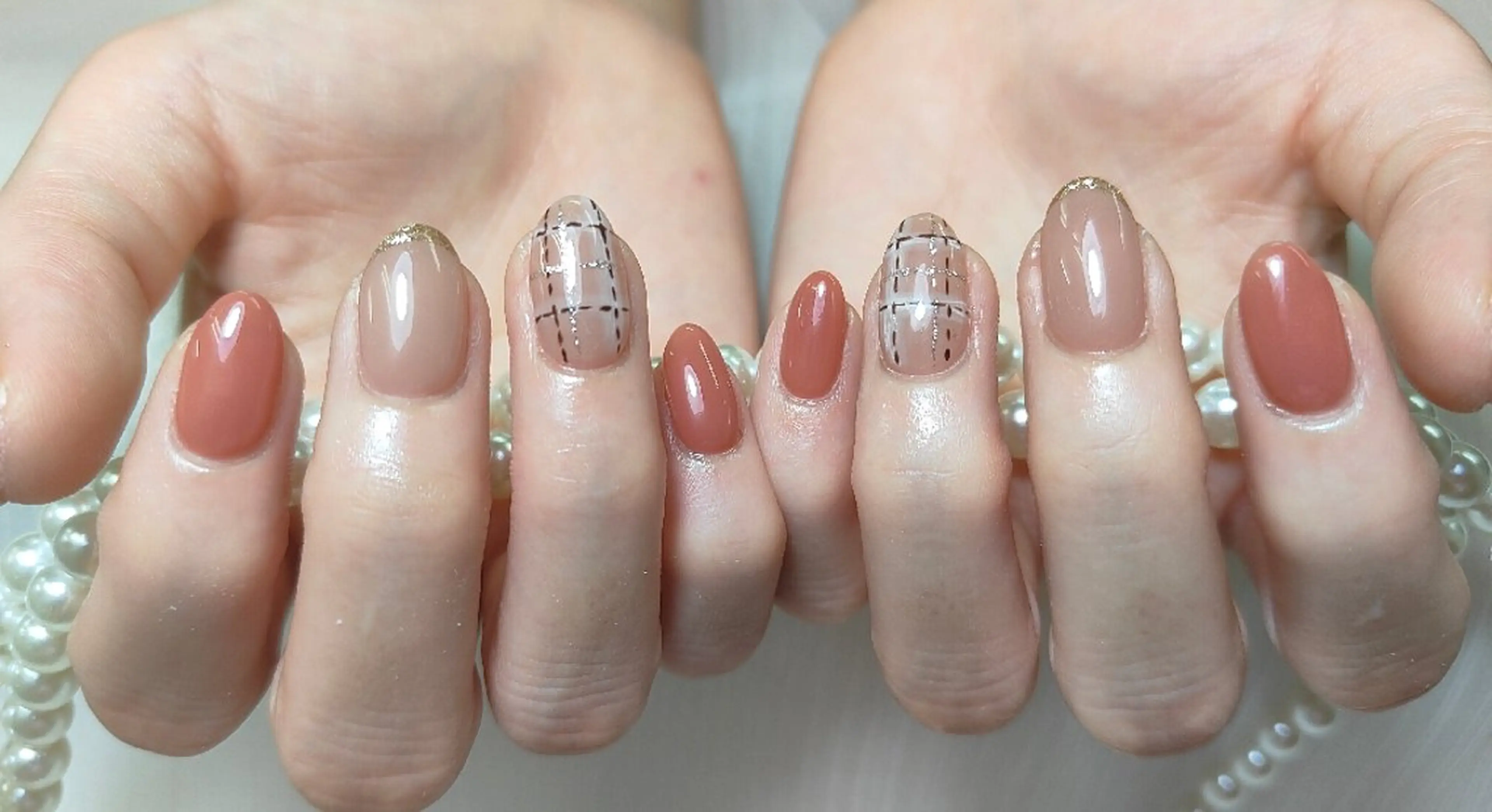 ネイル ハンドネイル モニカ アキイのネイルデザイン