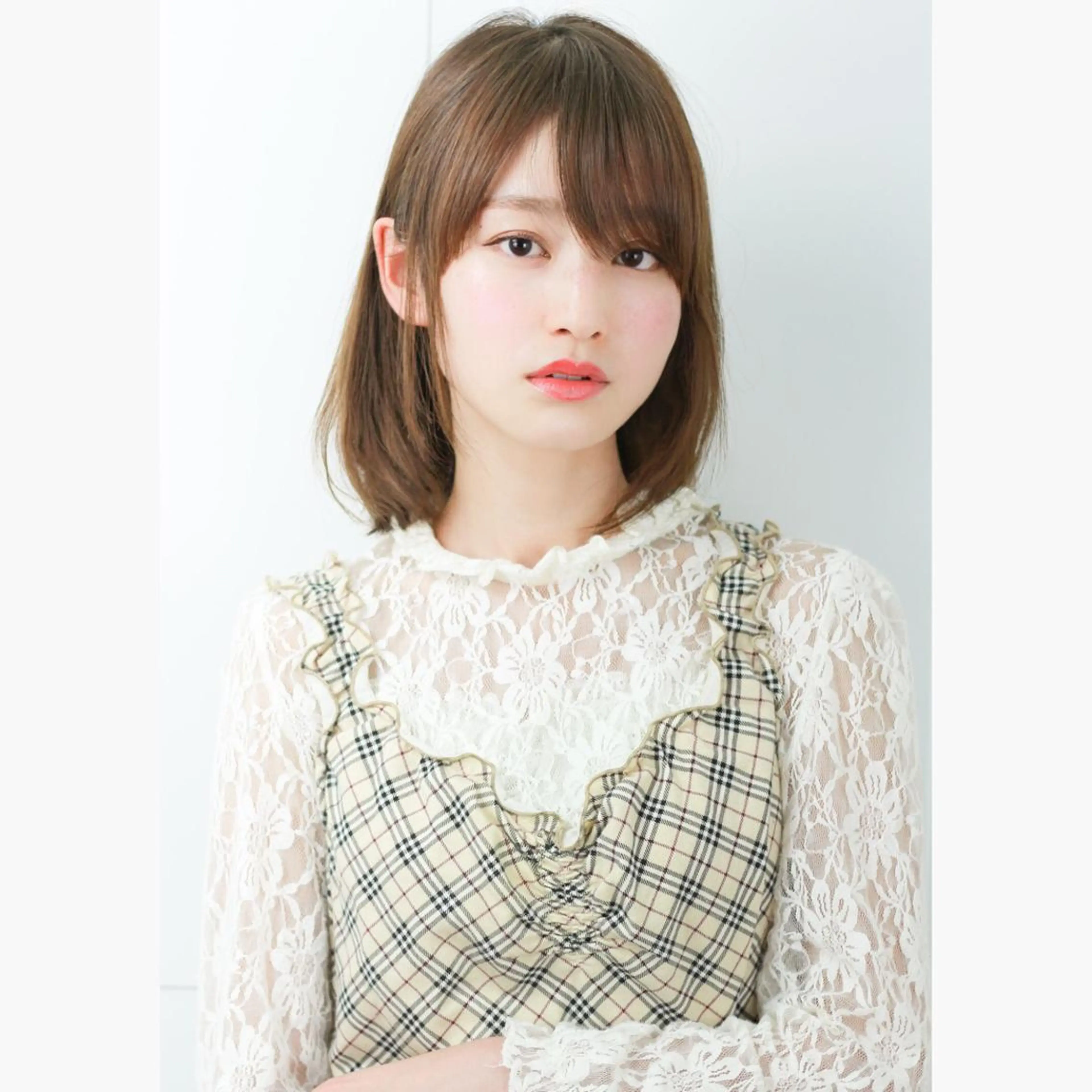 ミディアム カラー ヘアアレンジ 森 海のヘアスタイル