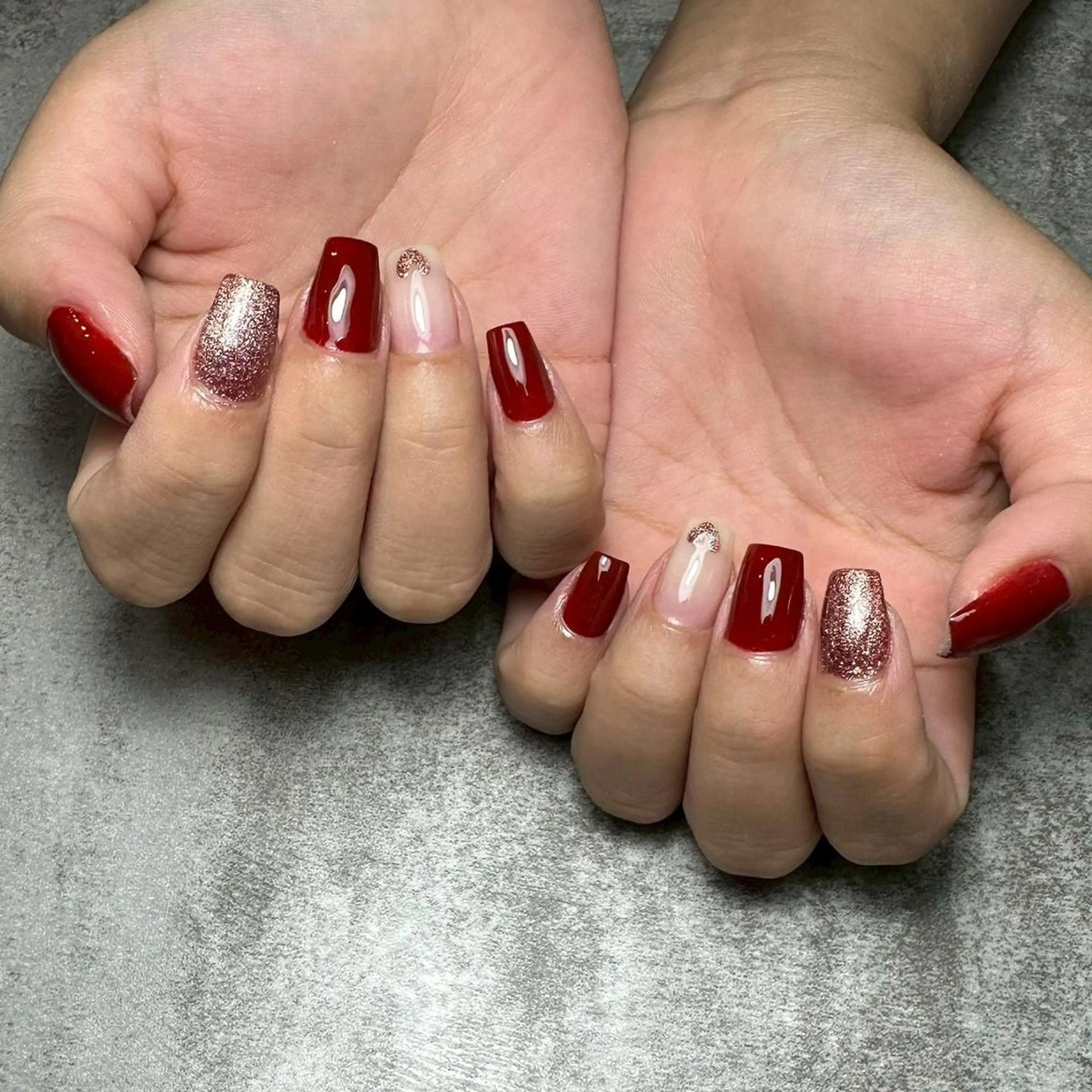 ネイル オーロラネイル ボルドー クリアネイル フラッシュネイル フットネイル ハンドネイル 木村乃音/長さだし パラジェルフィルインのネイルデザイン