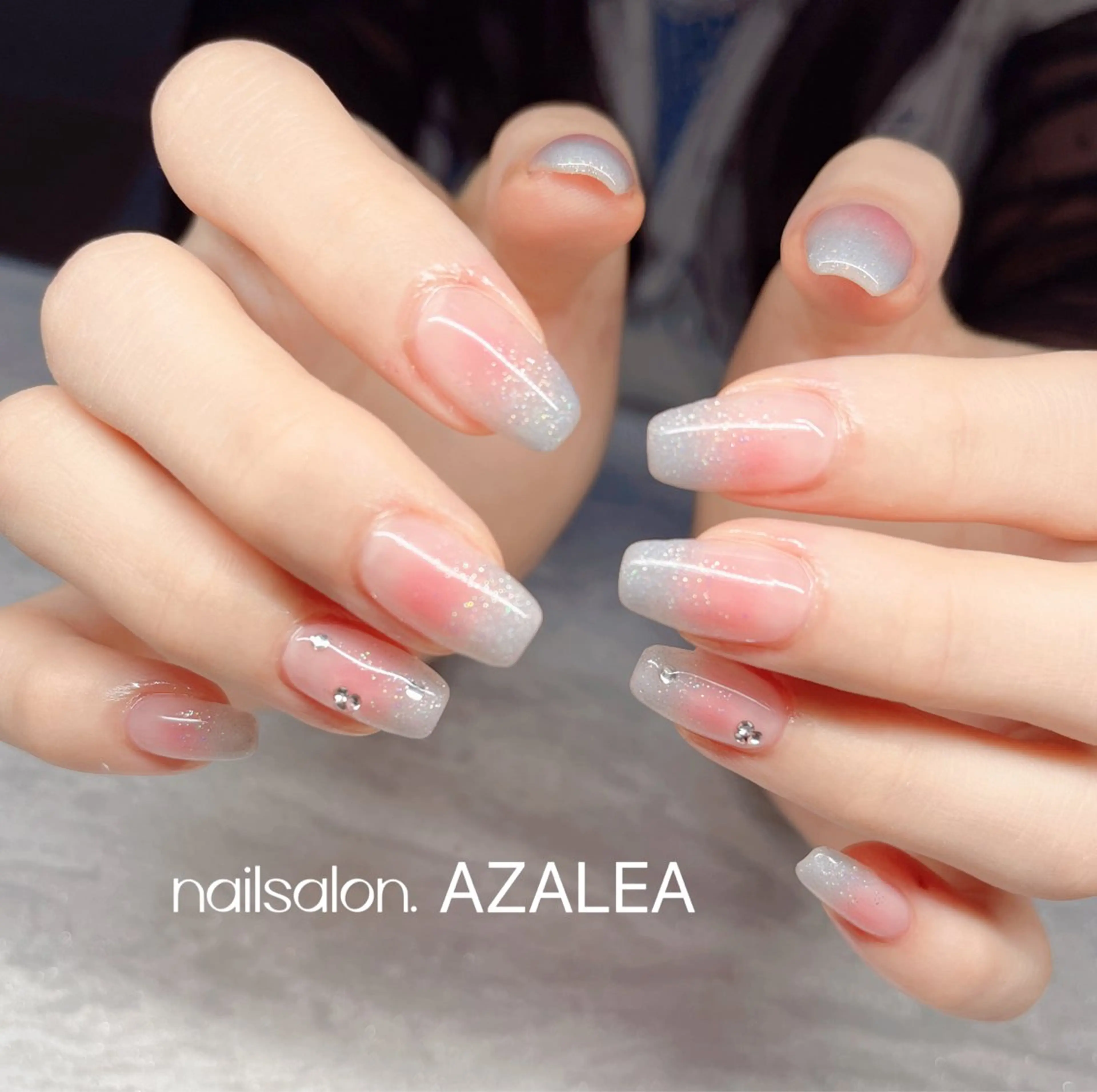 ネイル R inのネイルデザイン