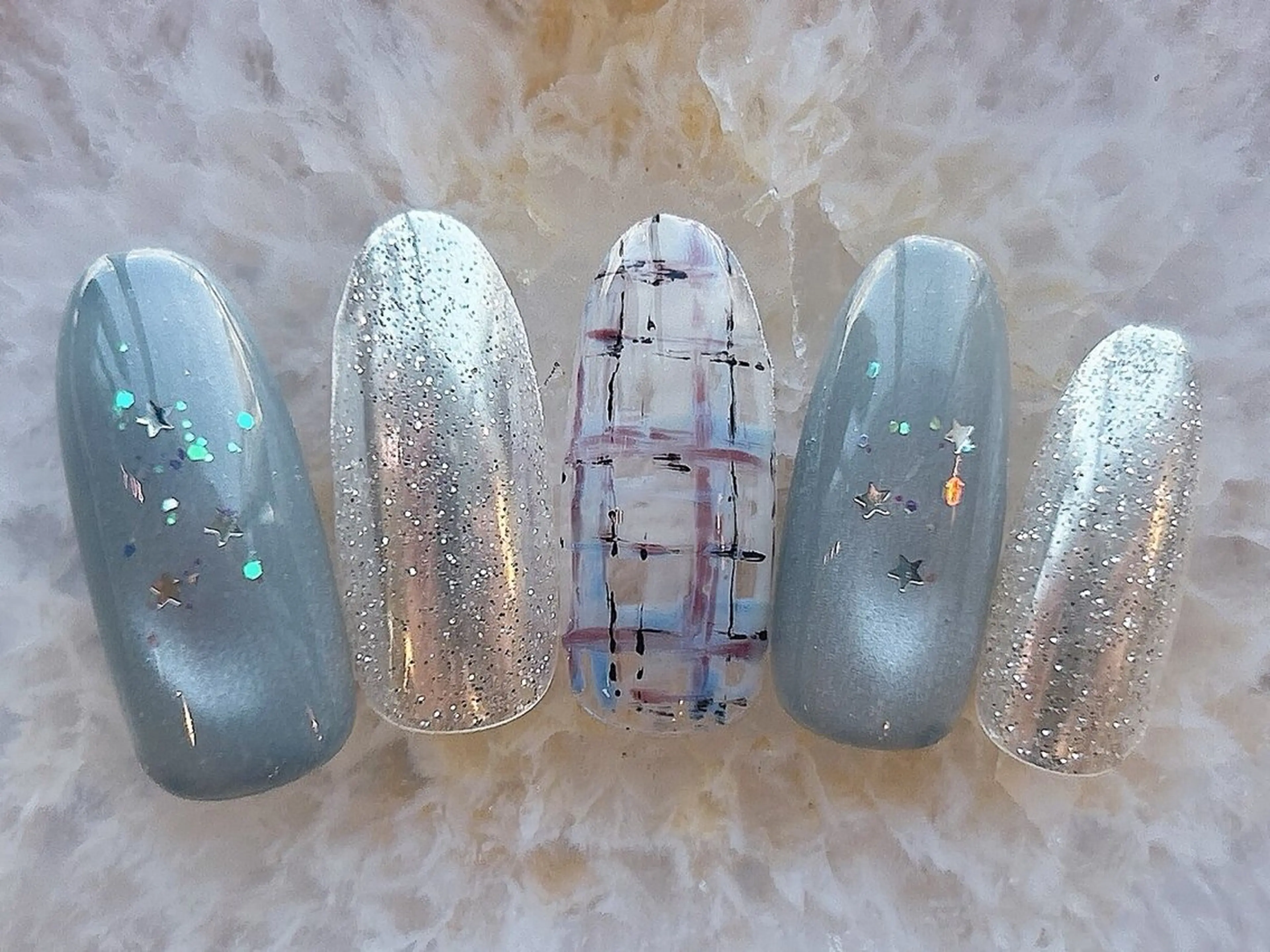 ネイル aimer tomomiのネイルデザイン