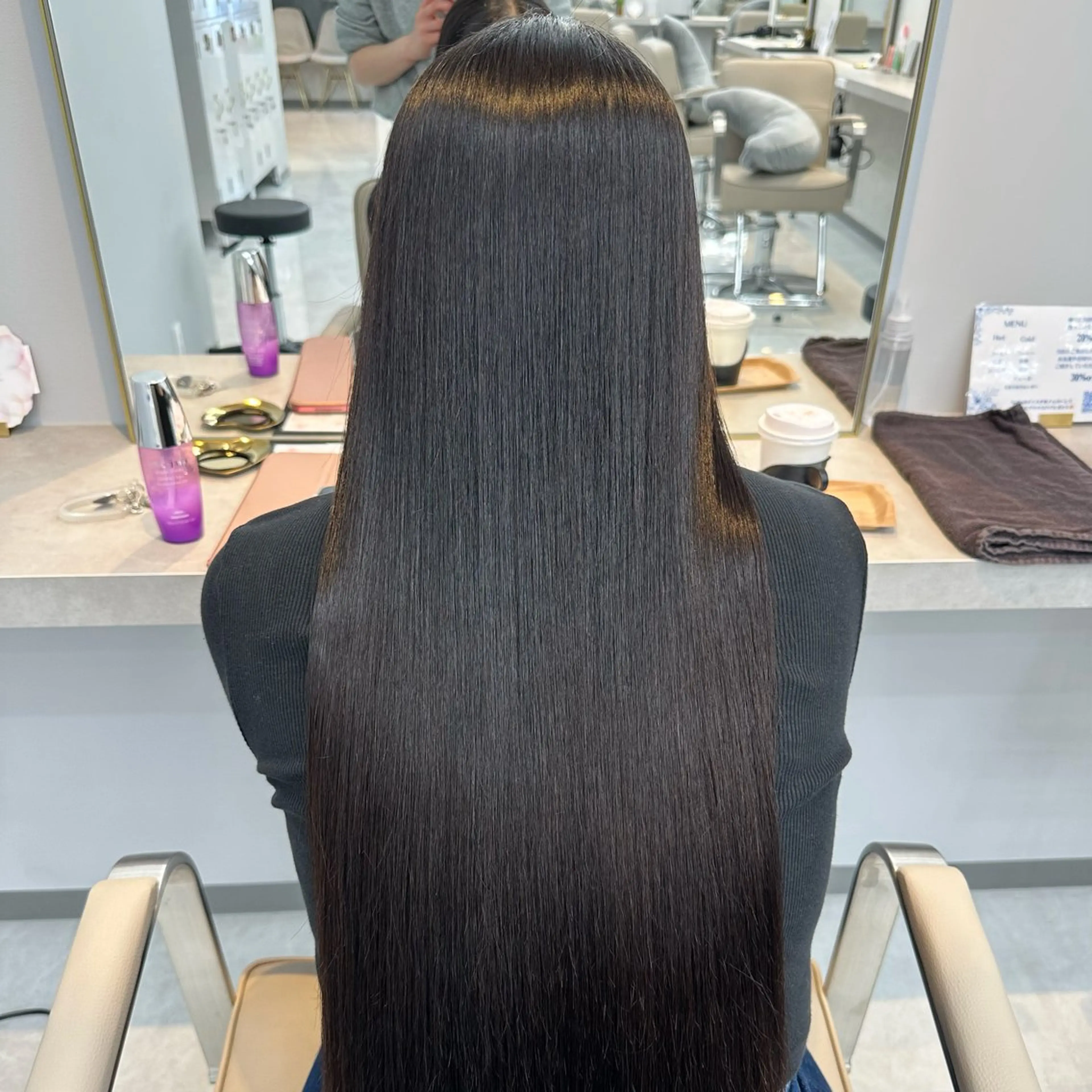 ロング 縮毛矯正 佐々木 玲のヘアスタイル