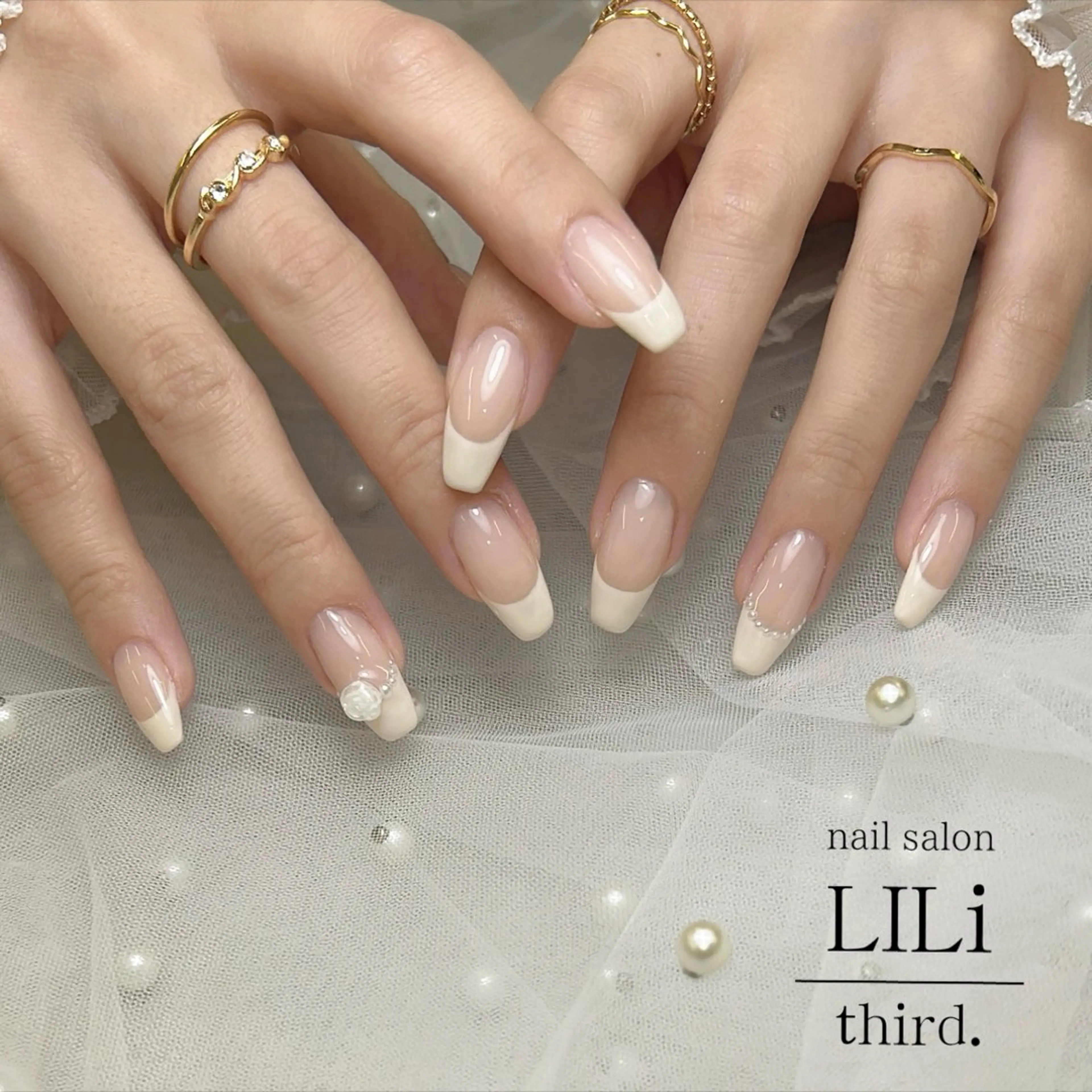 【オフ込】フレンチ or白グラデーション🤍𐙚の写真