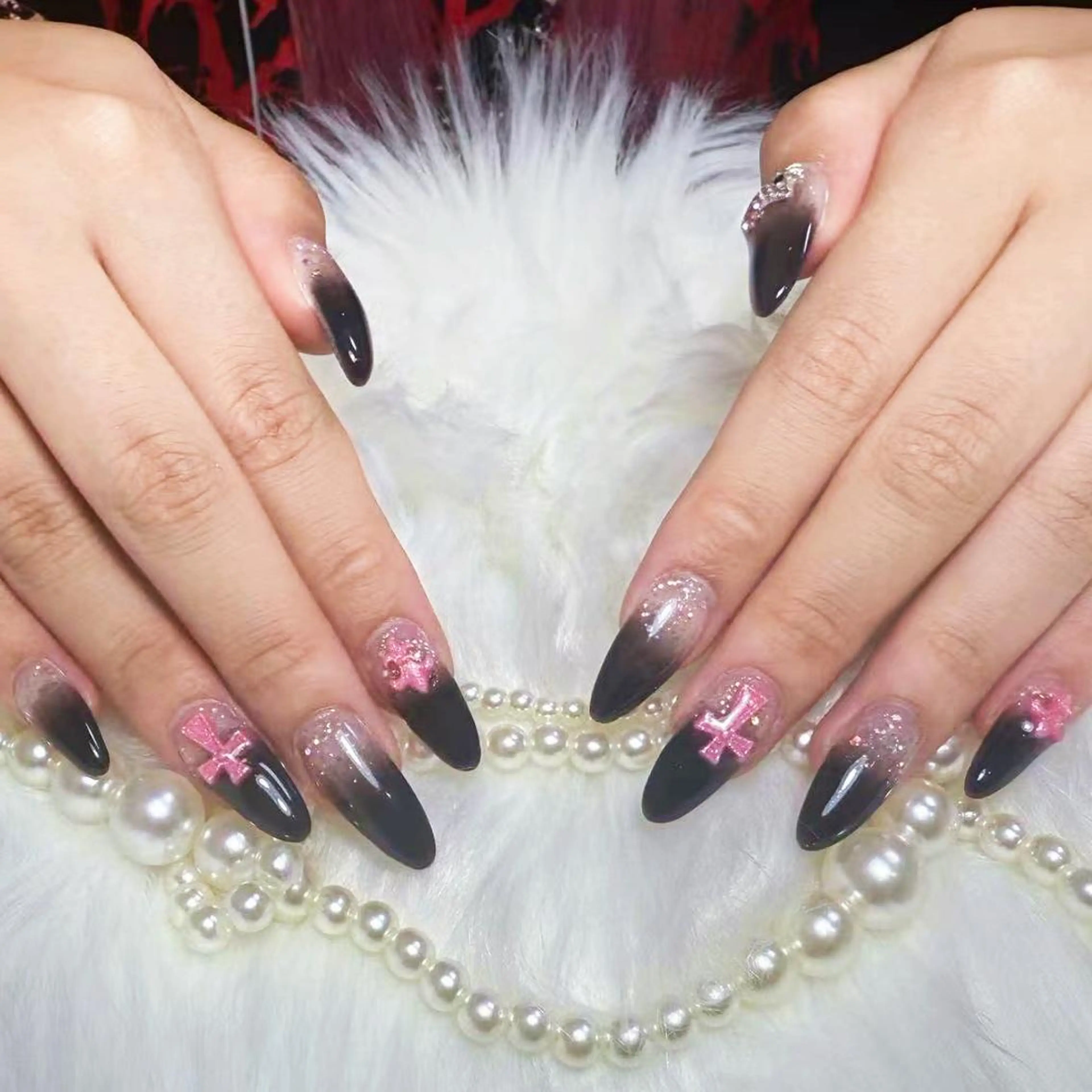 ネイル アートネイル オーロラネイル ガーリー キラキラネイル 韓国ネイル ハンドネイル DIAMOND NailStudioのネイルデザイン